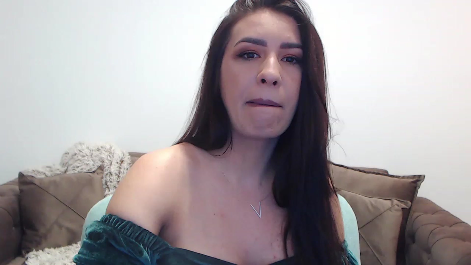 Gallery image thumbnail from Arabian_Woman's myfreecams stream on, 04/20/2023, 18:24 image 9 of 20
