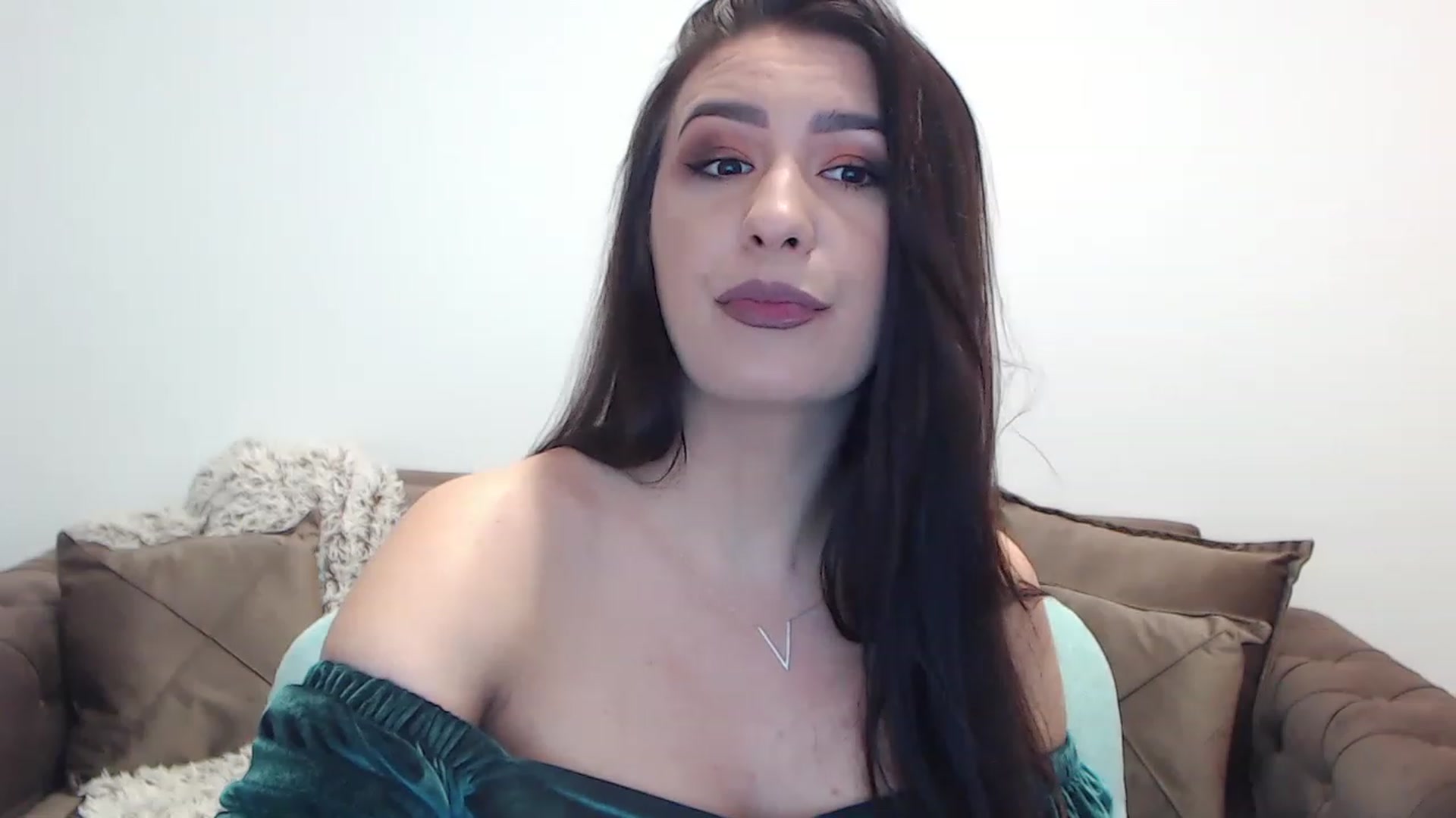 Gallery image thumbnail from Arabian_Woman's myfreecams stream on, 04/20/2023, 18:24 image 10 of 20