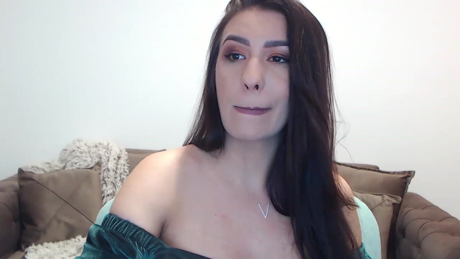 Gallery image thumbnail from Arabian_Woman's myfreecams stream on, 04/20/2023, 18:24 image 11 of 20