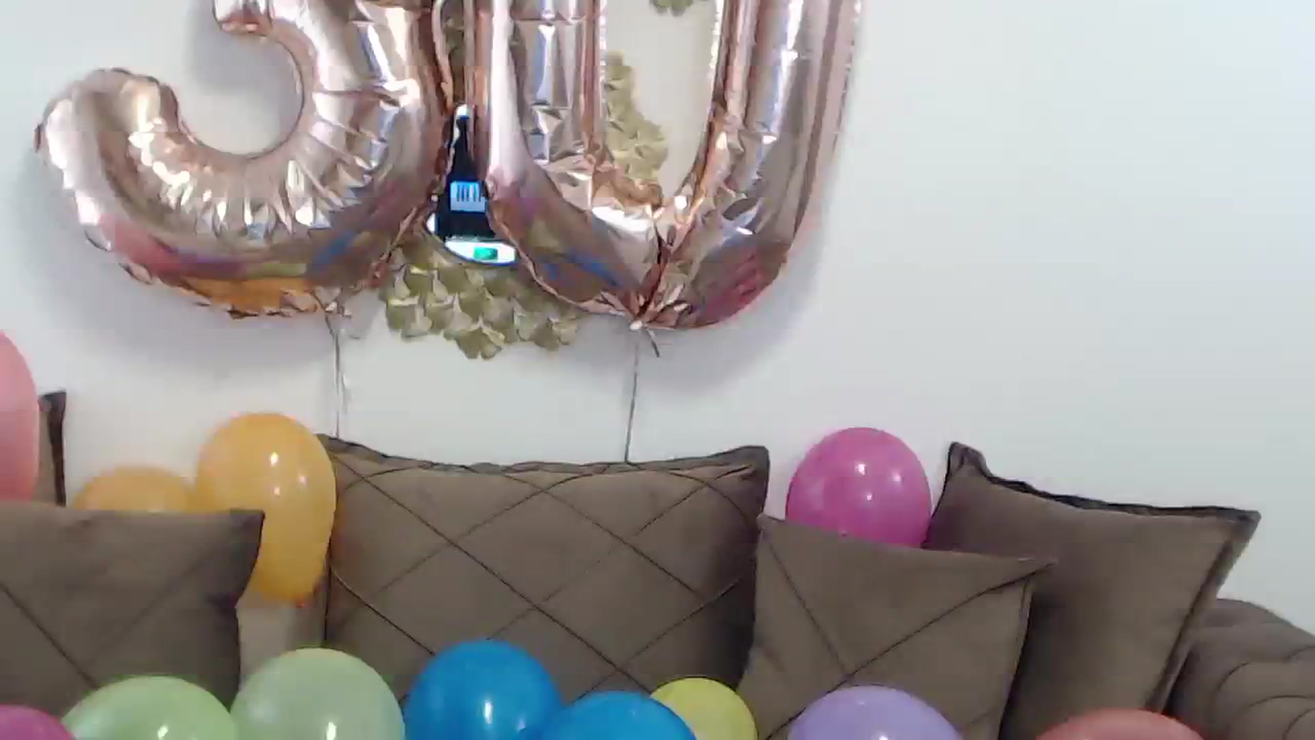 Gallery image thumbnail from Arabian_Woman's myfreecams stream on, 08/07/2023, 13:39 image 8 of 20