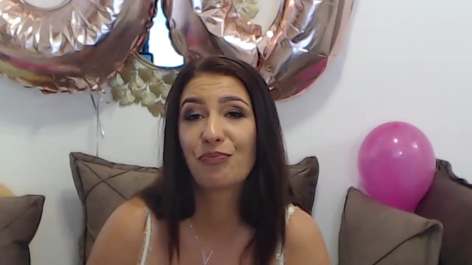 Gallery image thumbnail from Arabian_Woman's myfreecams stream on, 08/07/2023, 16:15 image 2 of 20