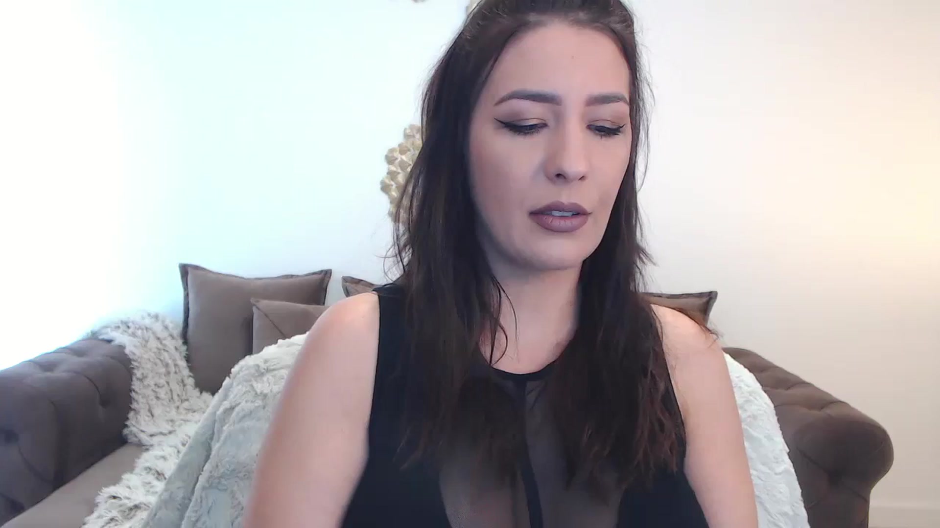 Gallery image thumbnail from Arabian_Woman's myfreecams stream on, 01/11/2024, 12:44 image 4 of 20