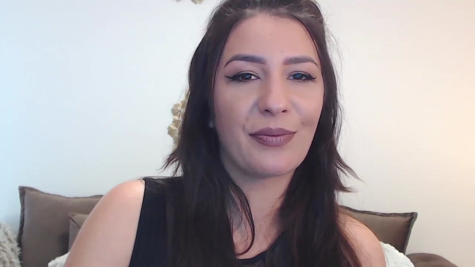 Gallery image thumbnail from Arabian_Woman's myfreecams stream on, 01/11/2024, 14:15 image 9 of 20