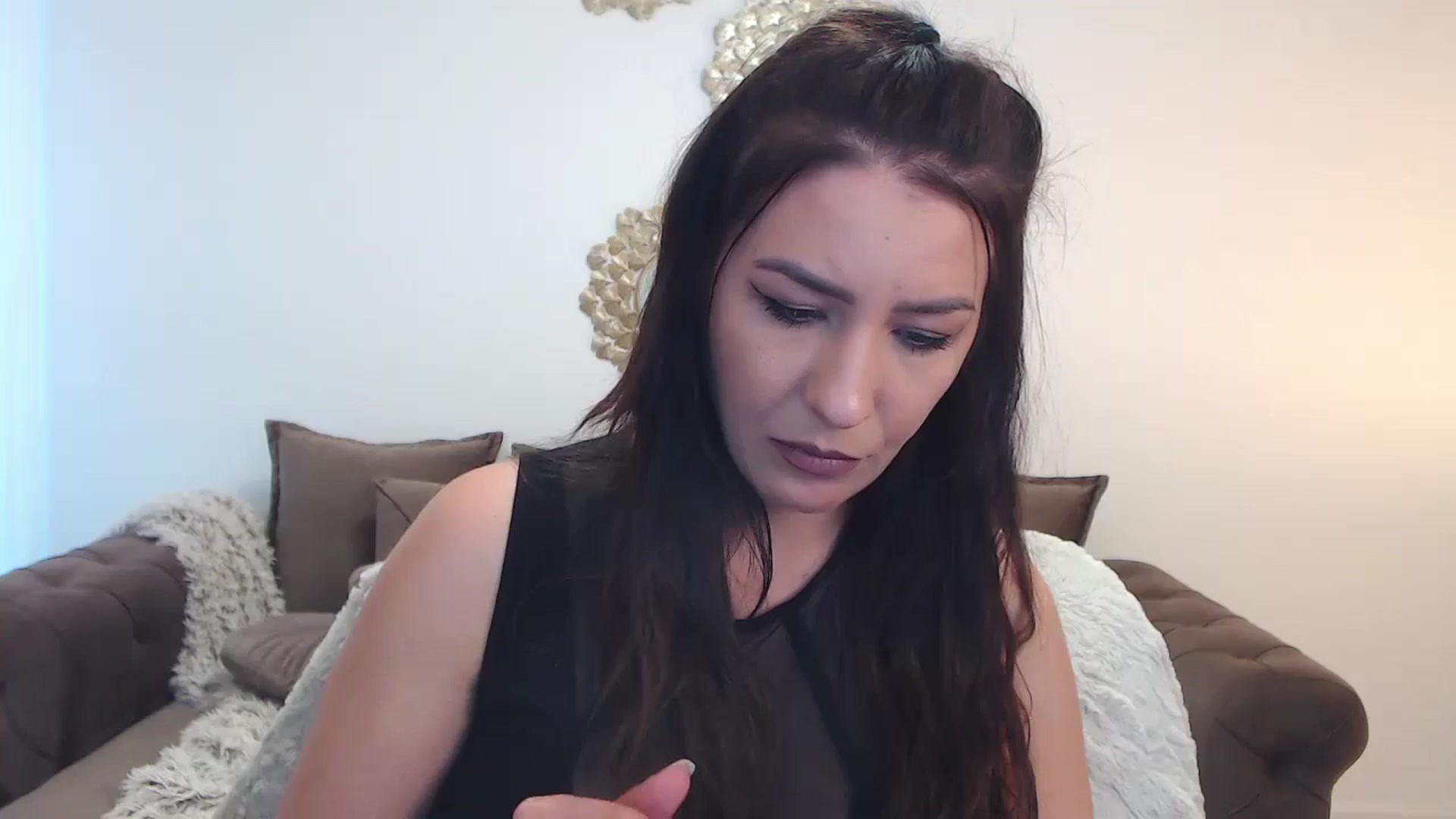 Gallery image thumbnail from Arabian_Woman's myfreecams stream on, 01/11/2024, 14:15 image 16 of 20