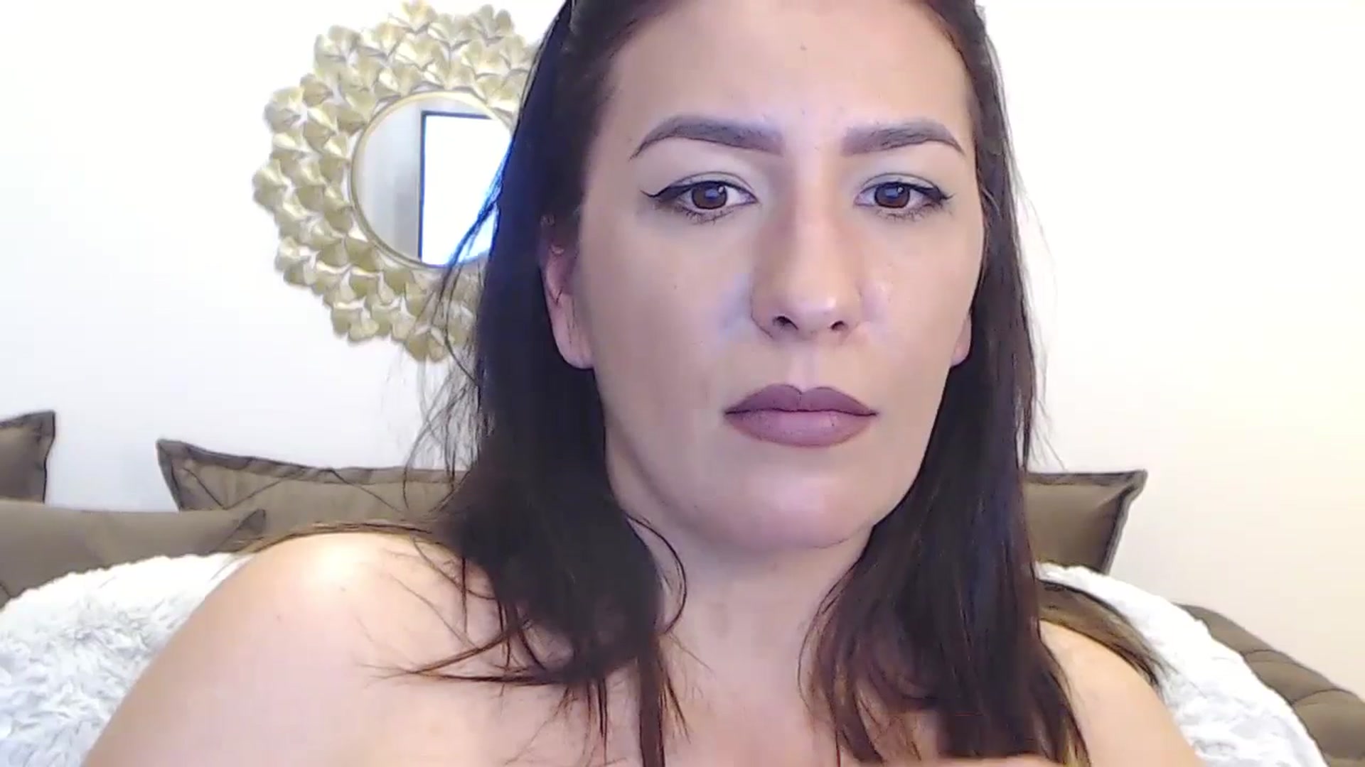 Gallery image thumbnail from Arabian_Woman's myfreecams stream on, 02/04/2024, 19:36 image 13 of 20