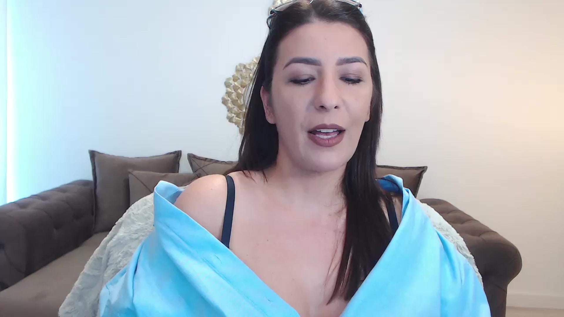 Gallery image thumbnail from Arabian_Woman's myfreecams stream on, 02/21/2024, 14:07 image 14 of 20