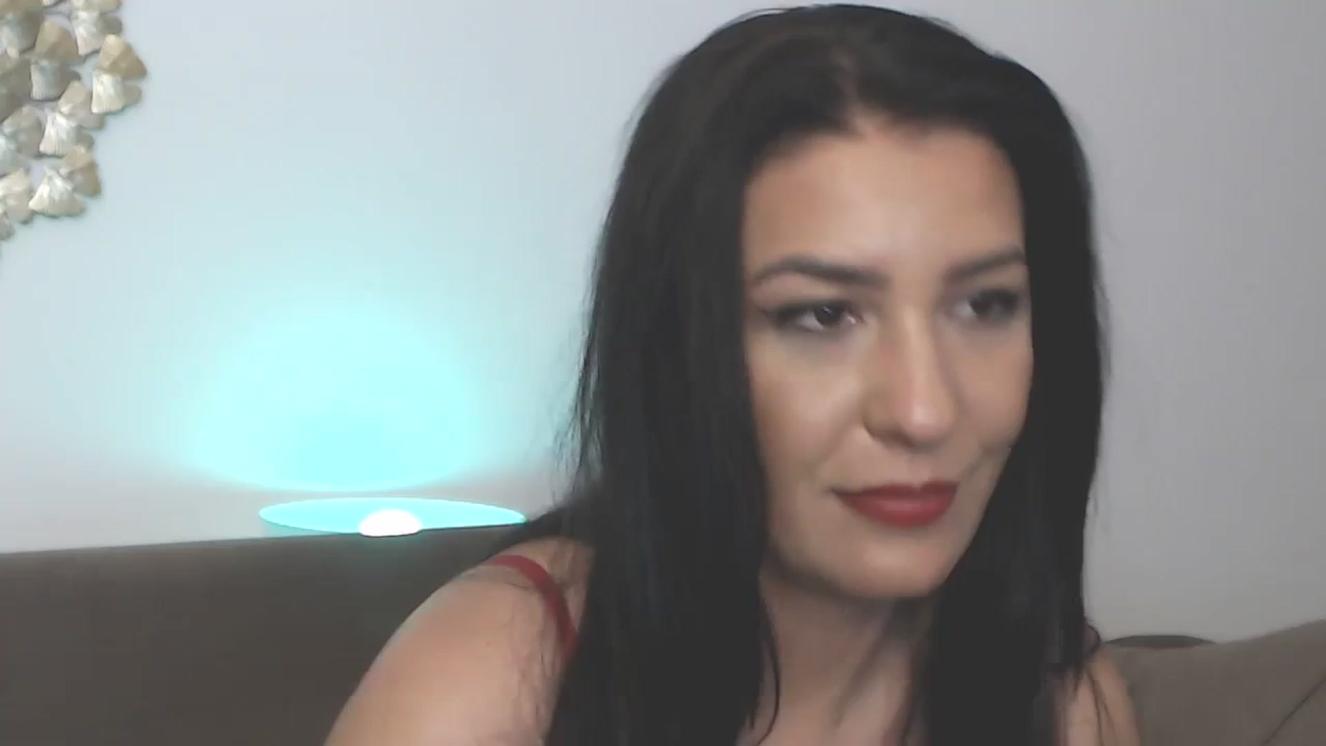 Gallery image thumbnail from Arabian_Woman's myfreecams stream on, 07/24/2024, 01:29 image 19 of 20