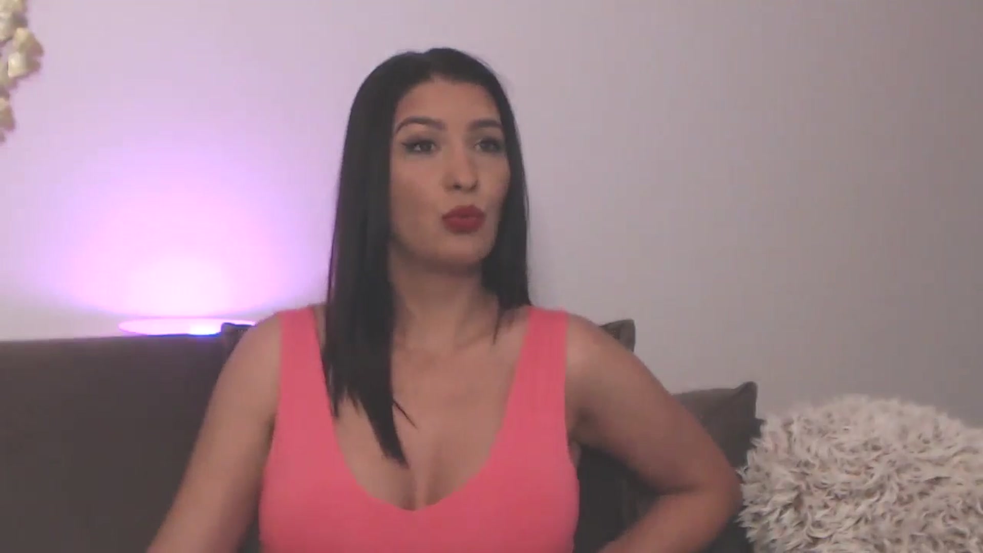 Gallery image thumbnail from Arabian_Woman's myfreecams stream on, 07/24/2024, 19:31 image 5 of 20