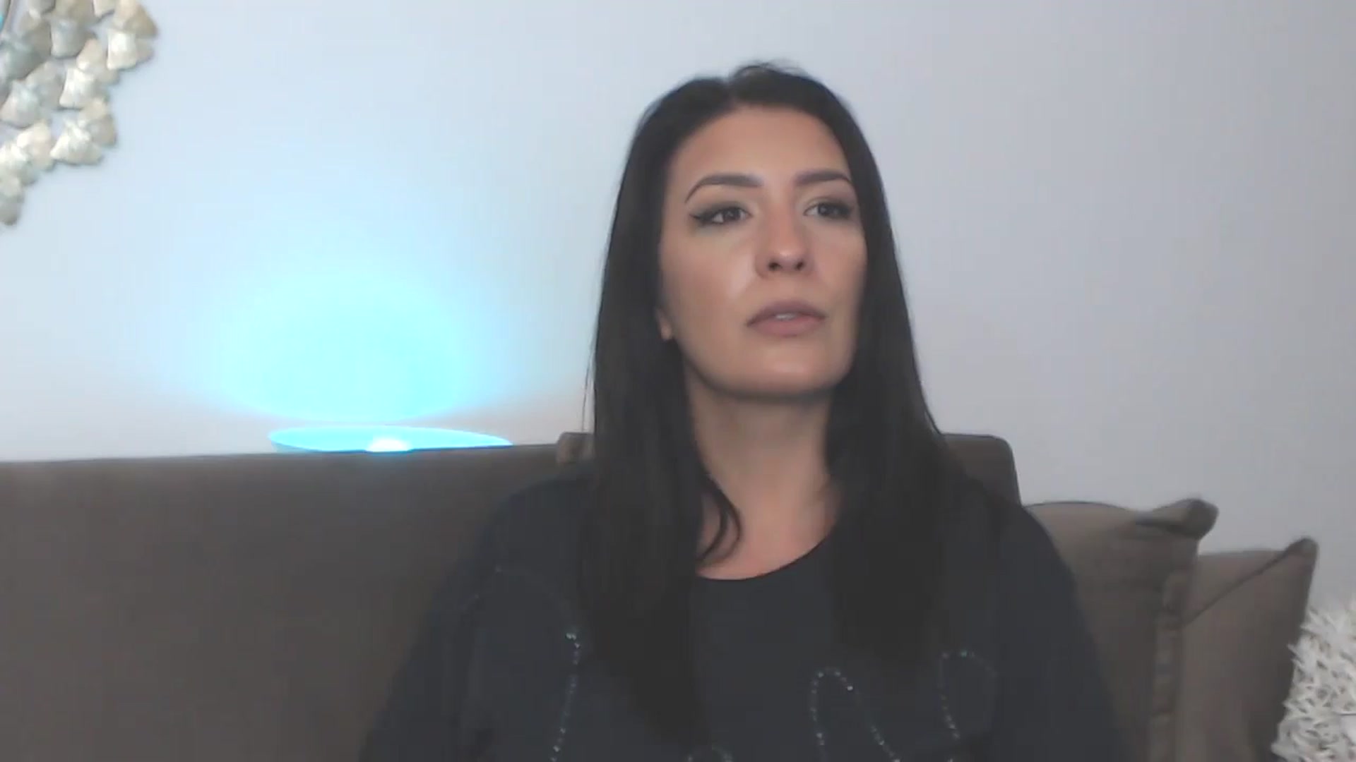 Gallery image thumbnail from Arabian_Woman's myfreecams stream on, 07/25/2024, 22:48 image 18 of 20
