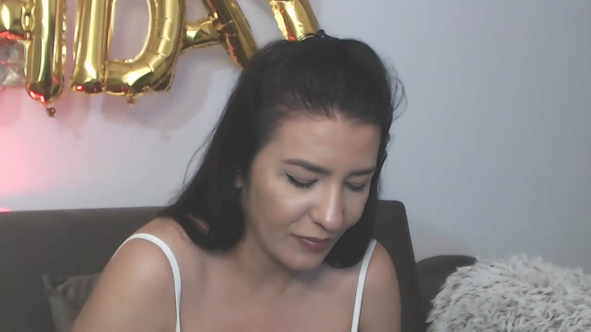 Gallery image thumbnail from Arabian_Woman's myfreecams stream on, 08/08/2024, 23:38 image 20 of 20