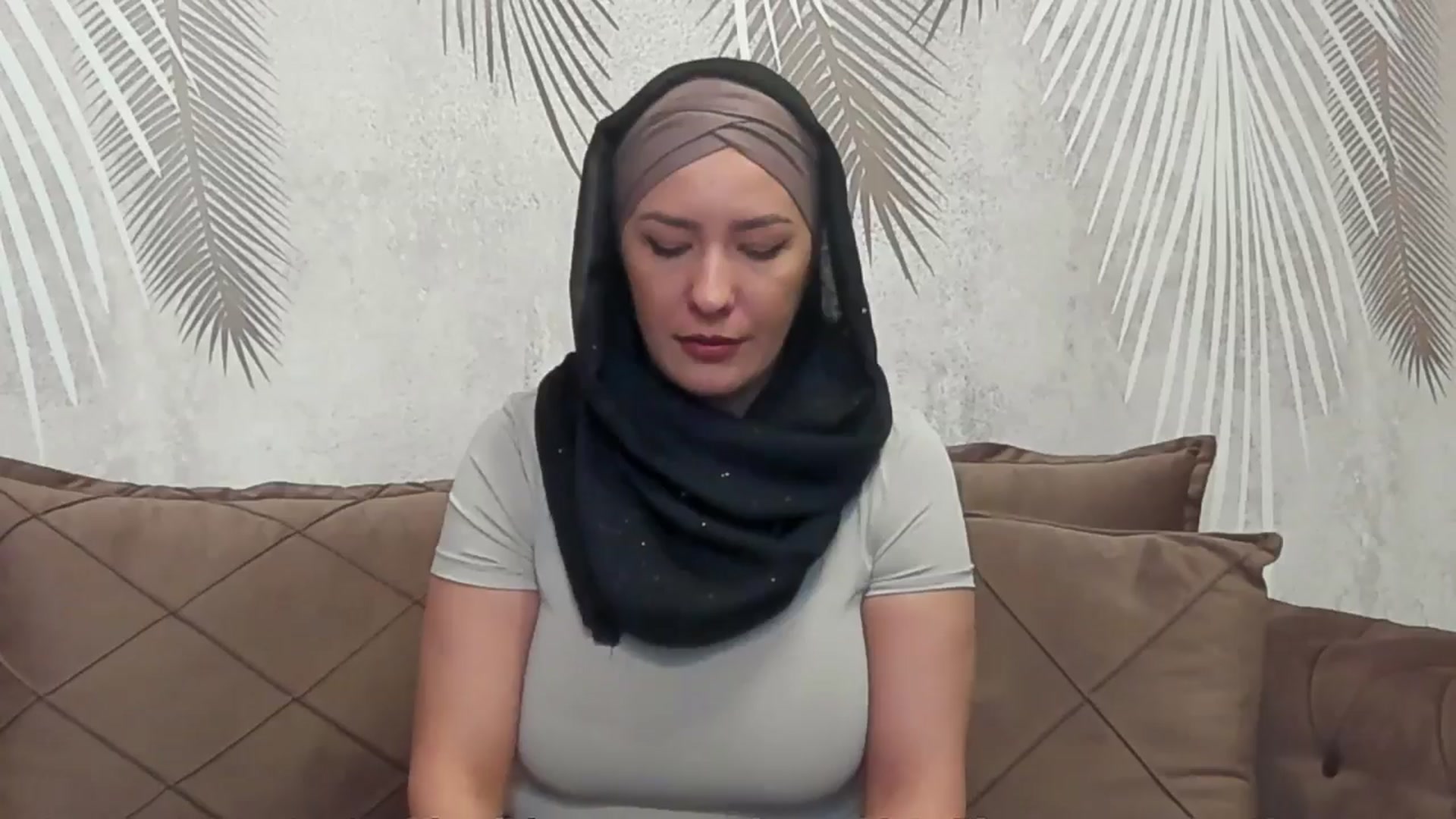 Gallery image thumbnail from Arabian_Woman's myfreecams stream on, 01/20/2026, 16:30 image 10 of 20