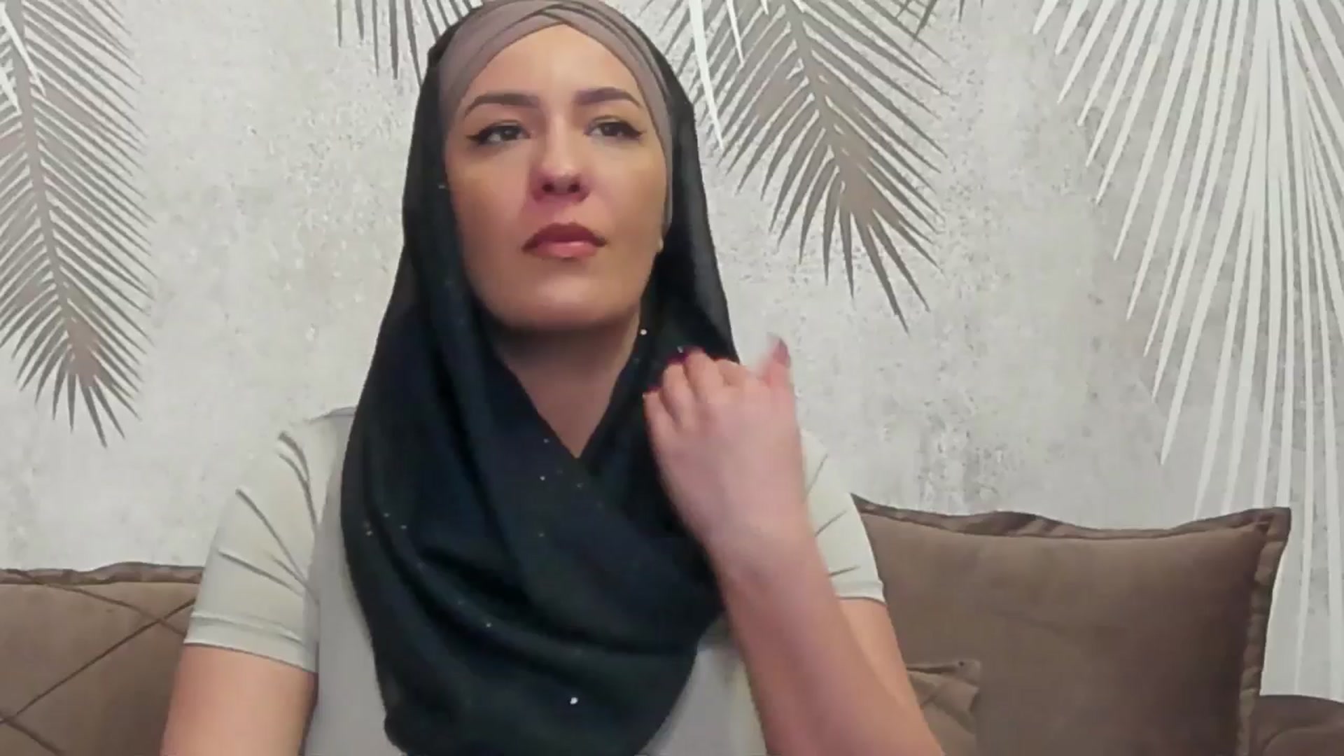 Gallery image thumbnail from Arabian_Woman's myfreecams stream on, 01/20/2026, 16:30 image 20 of 20