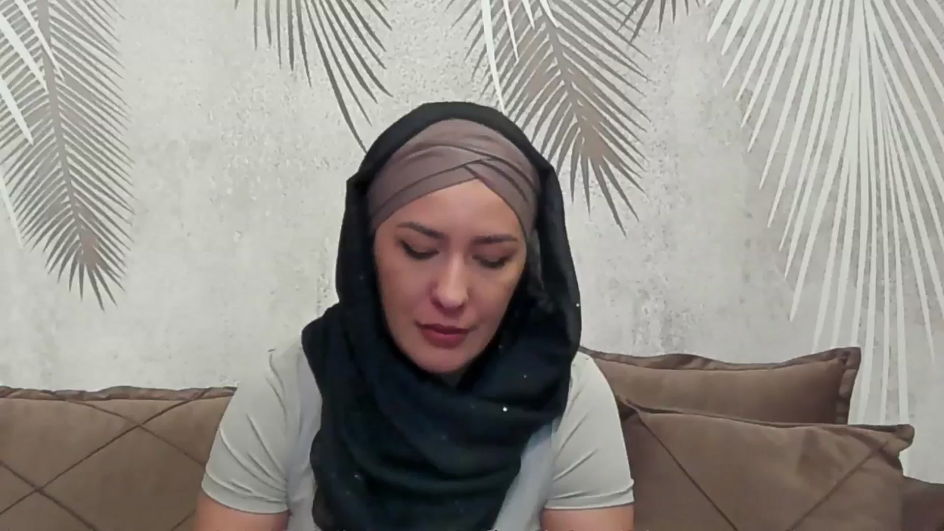 Gallery image thumbnail from Arabian_Woman's myfreecams stream on, 01/20/2026, 16:30 image 13 of 20