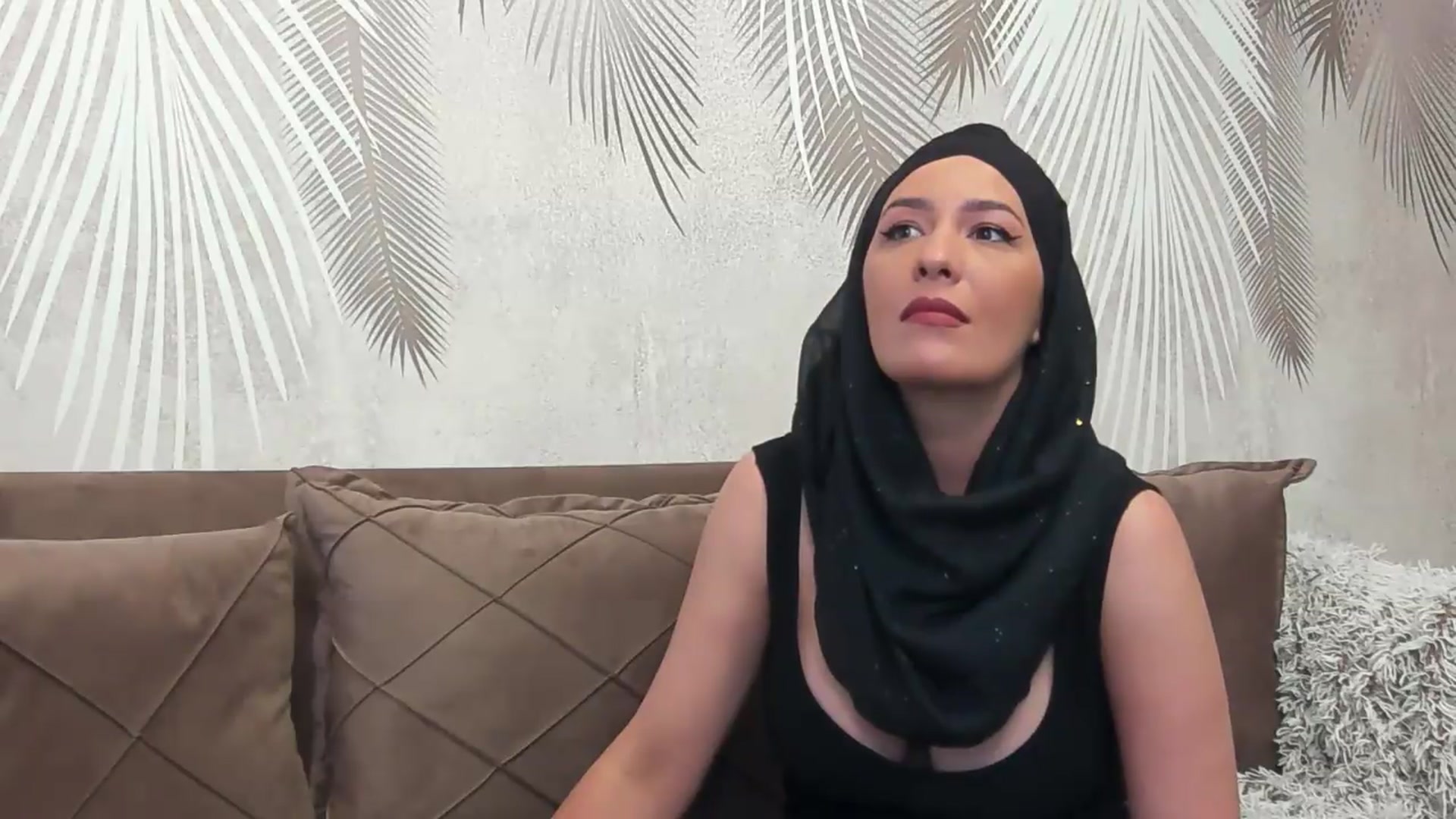 Gallery image thumbnail from Arabian_Woman's myfreecams stream on, 06/09/2026, 11:48 image 7 of 20