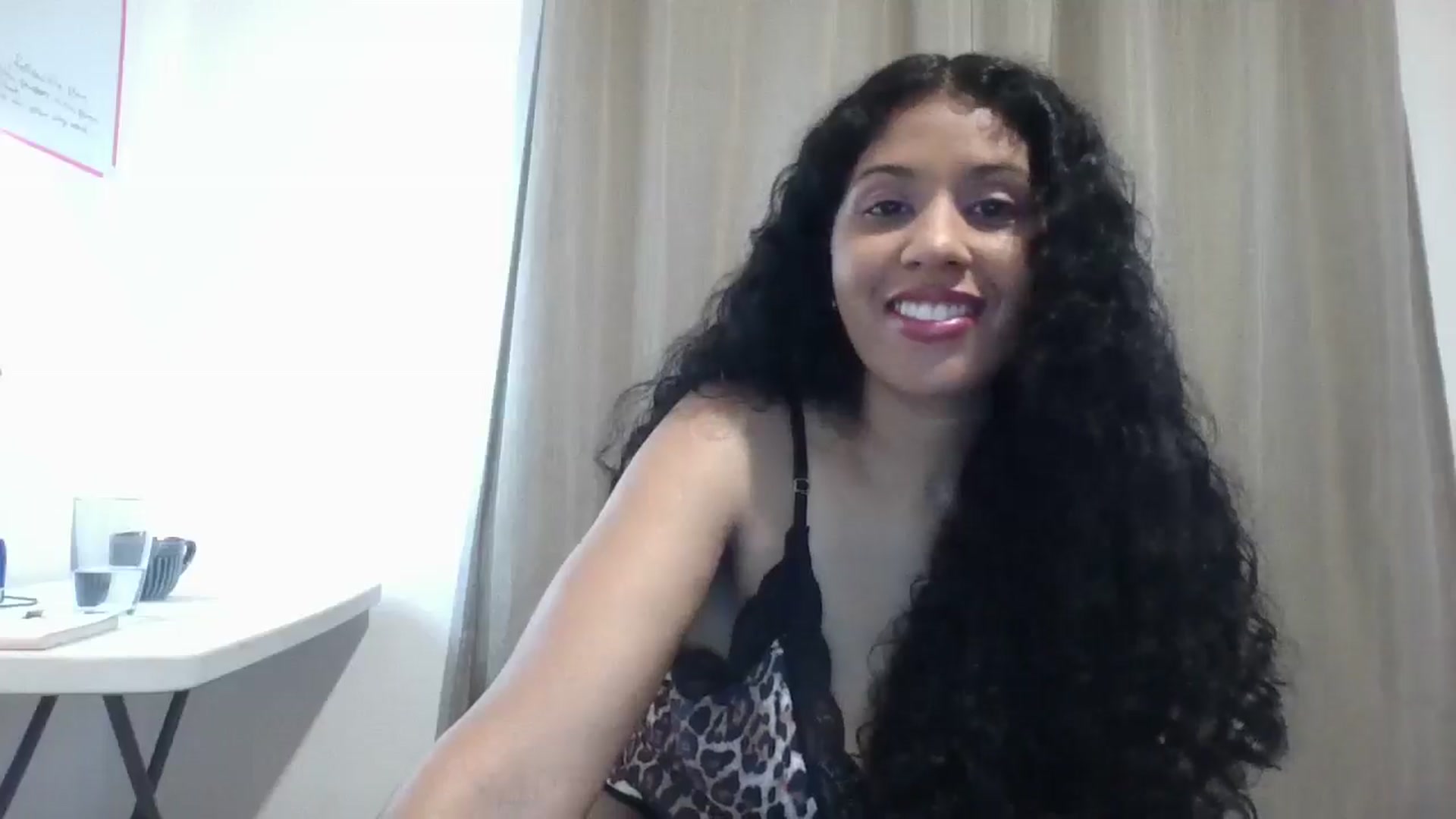 Gallery image thumbnail from Arabigoddess's myfreecams stream on, 04/12/2026, 09:25 image 11 of 20