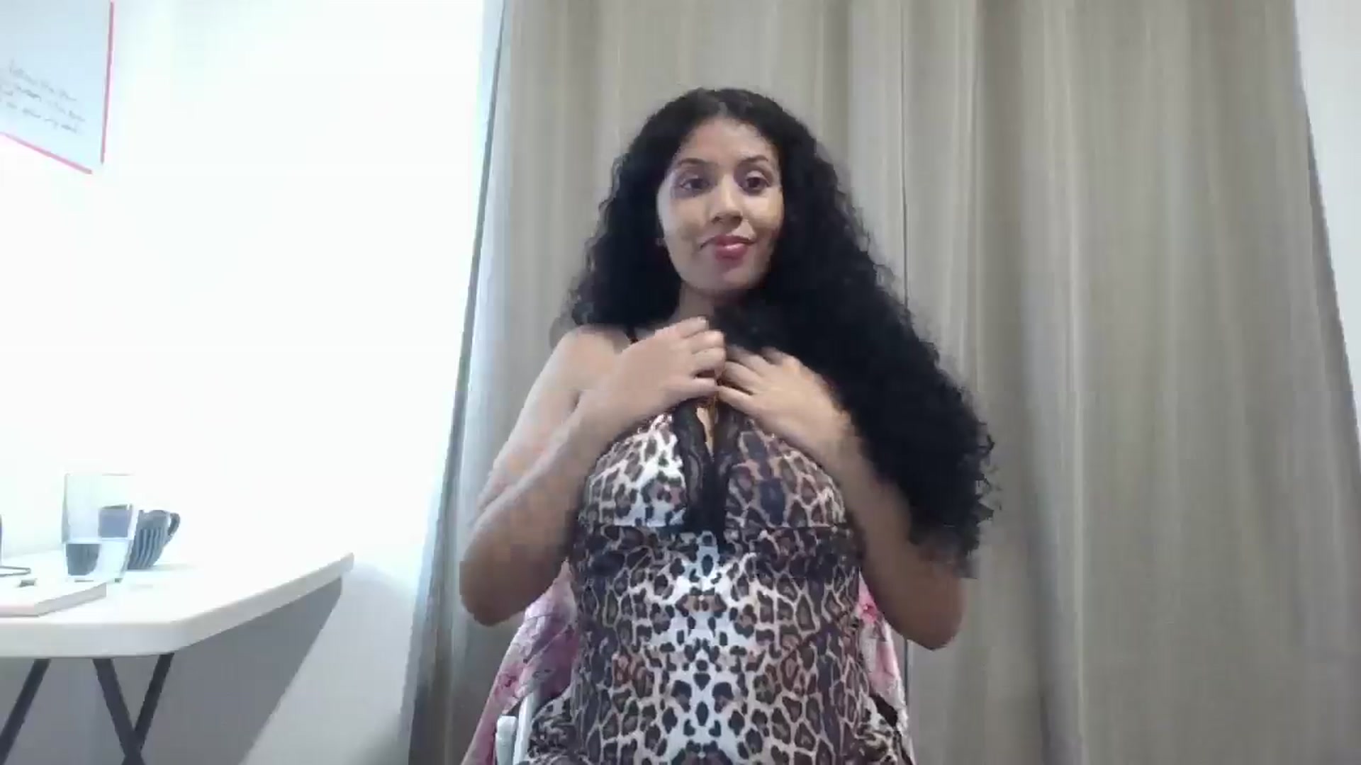 Gallery image thumbnail from Arabigoddess's myfreecams stream on, 04/12/2026, 10:12 image 2 of 20