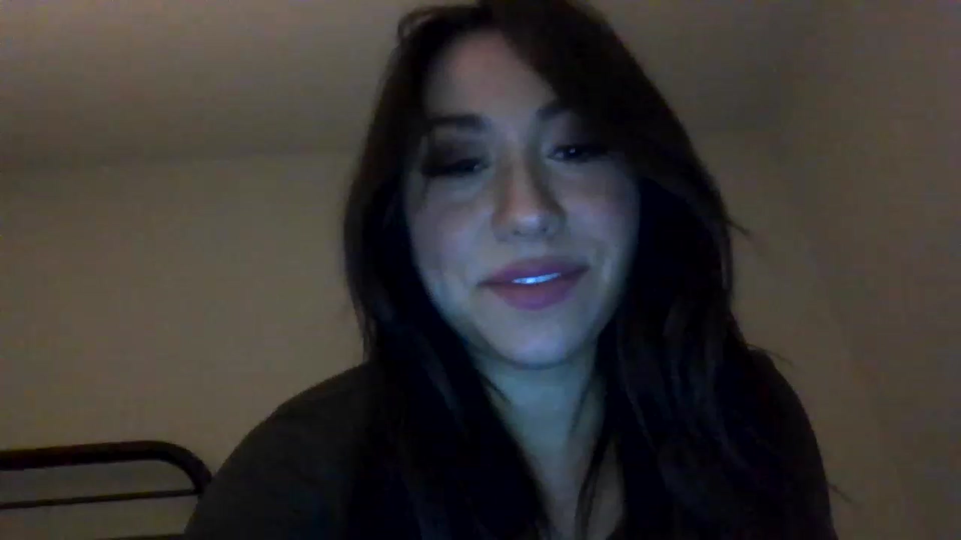 Gallery image thumbnail from Aracelyx3's myfreecams stream on, 12/17/2022, 09:15 image 7 of 20