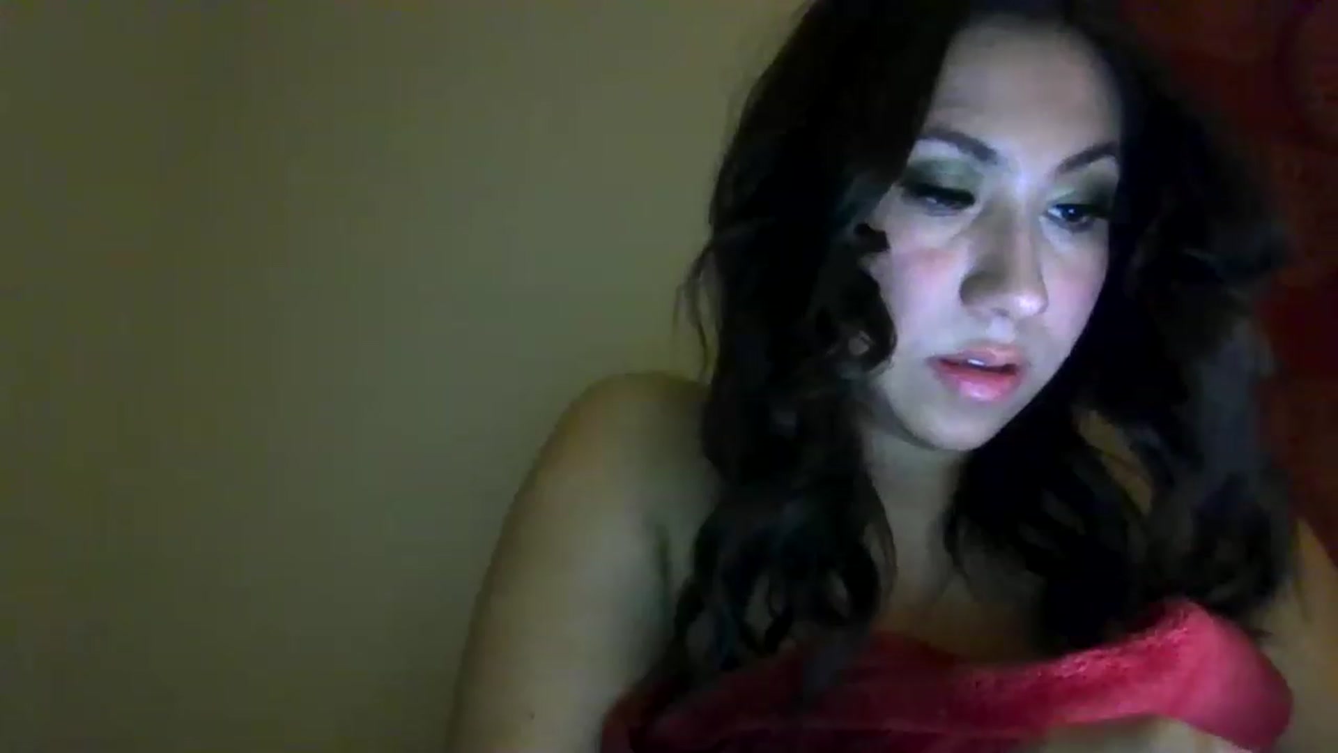 Gallery image thumbnail from Aracelyx3's myfreecams stream on, 12/22/2022, 09:08 image 19 of 20