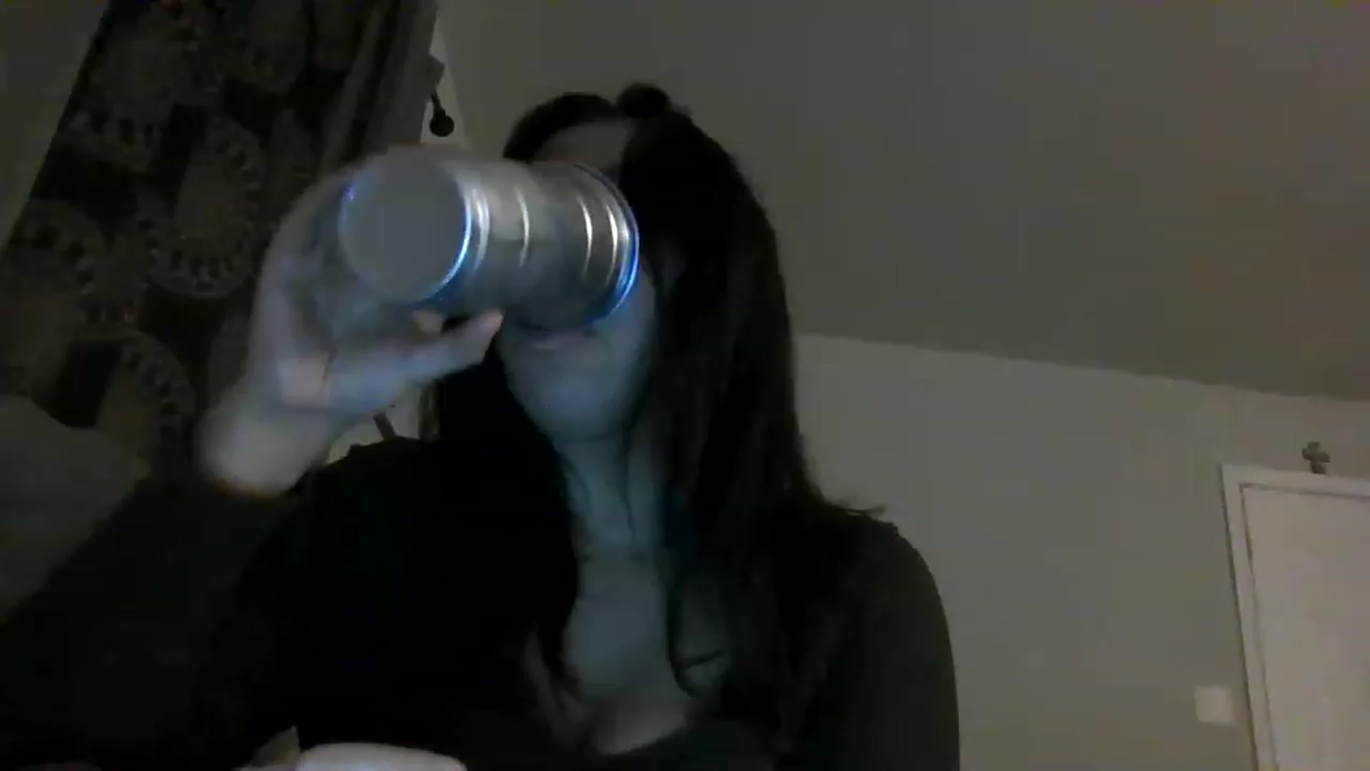 Gallery image thumbnail from Aracelyx3's myfreecams stream on, 12/24/2022, 08:19 image 2 of 20