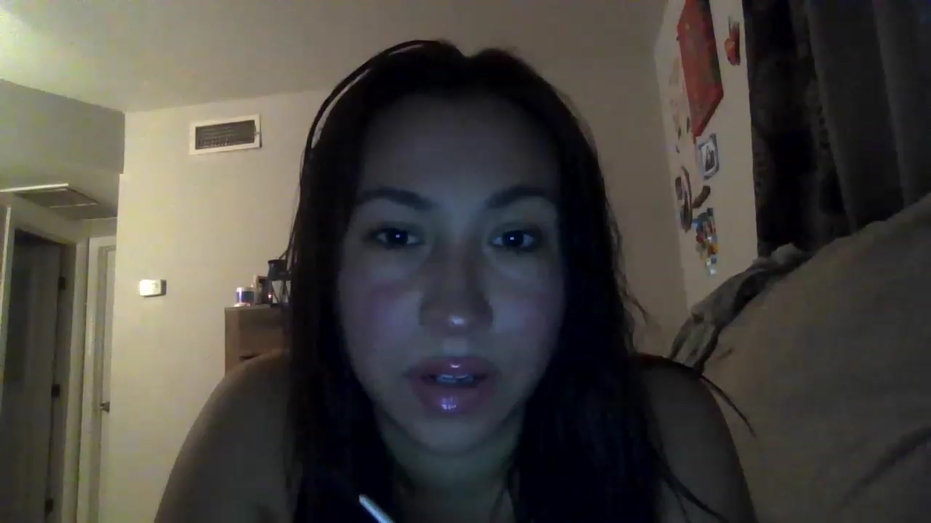 Gallery image thumbnail from Aracelyx3's myfreecams stream on, 01/17/2023, 07:39 image 7 of 20