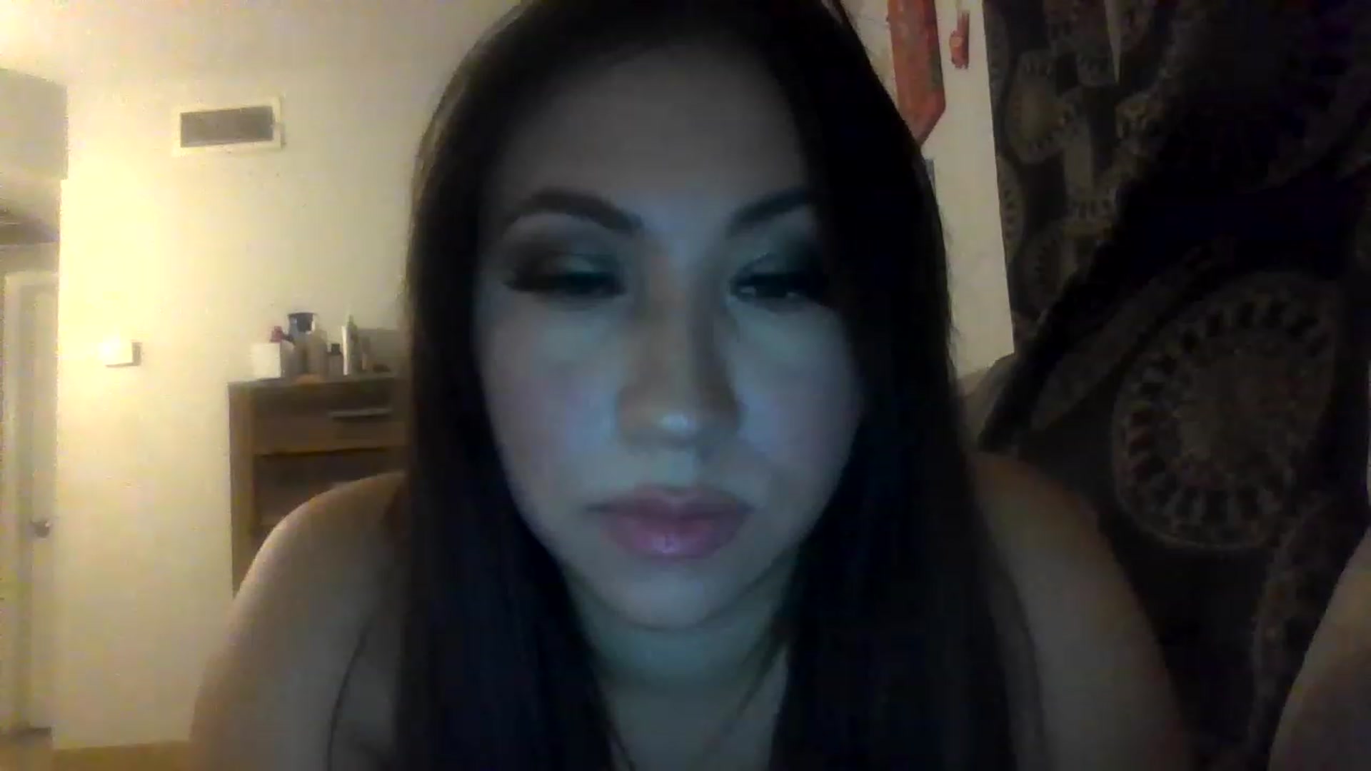 Gallery image thumbnail from Aracelyx3's myfreecams stream on, 02/05/2023, 08:02 image 2 of 20