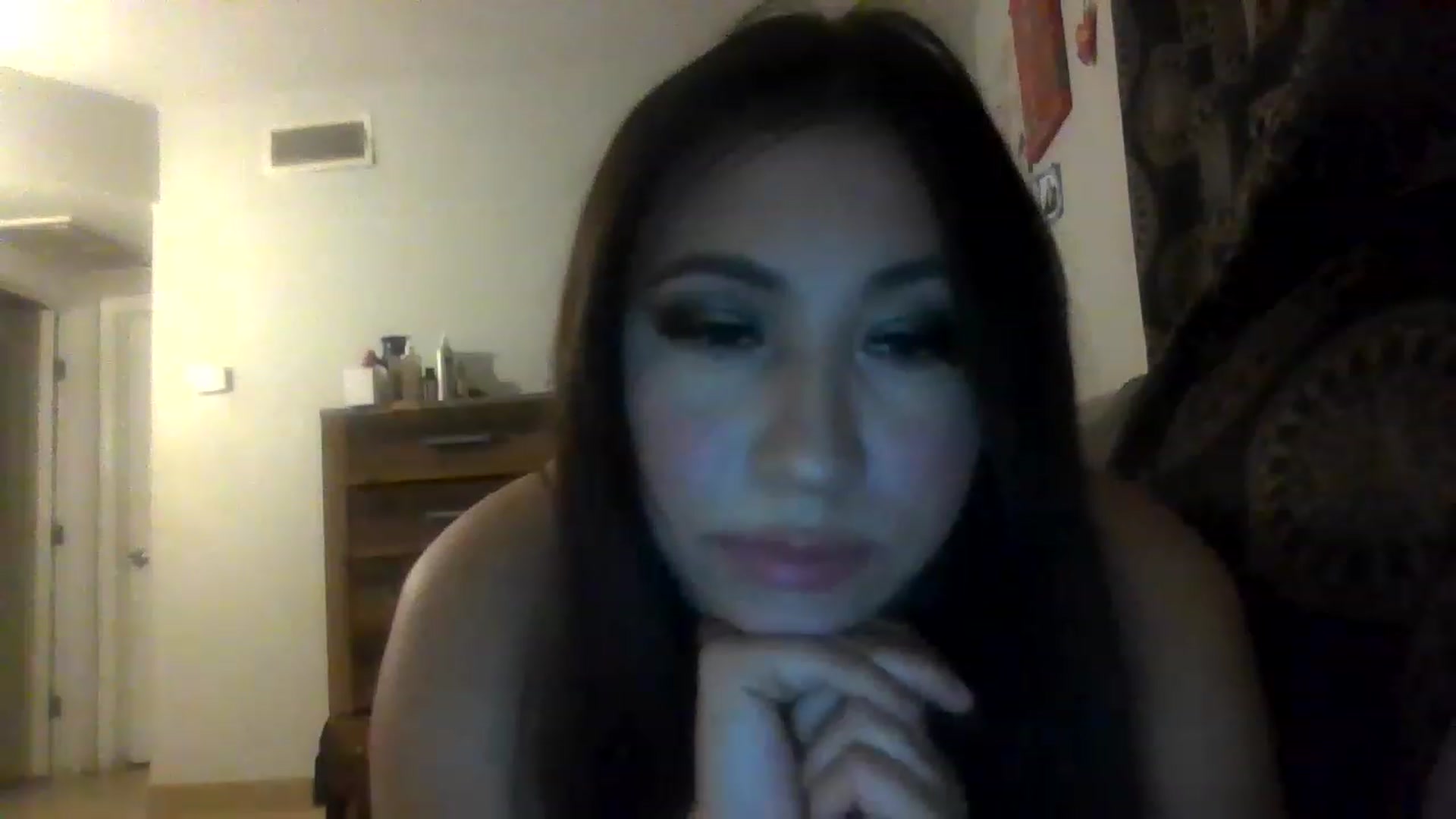 Gallery image thumbnail from Aracelyx3's myfreecams stream on, 02/05/2023, 08:02 image 20 of 20