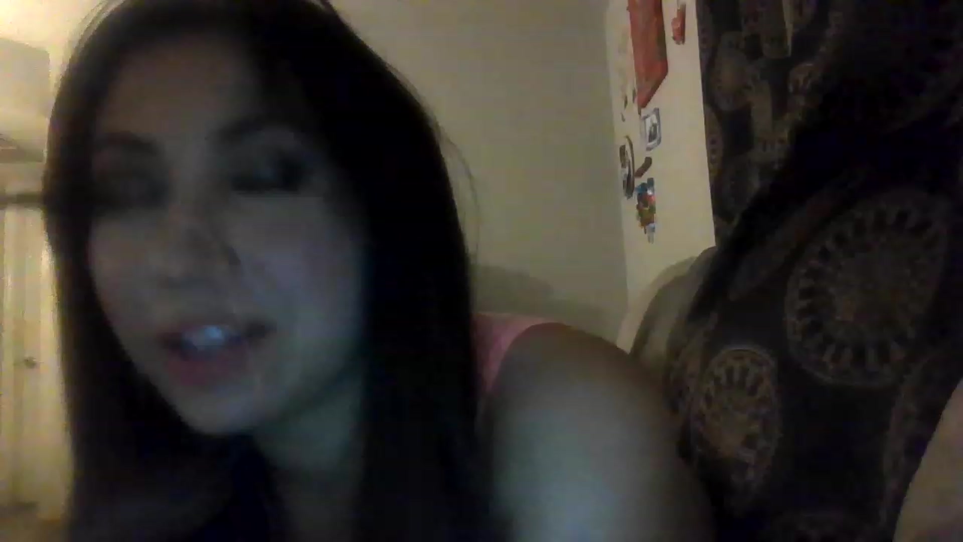 Gallery image thumbnail from Aracelyx3's myfreecams stream on, 02/05/2023, 08:02 image 1 of 20