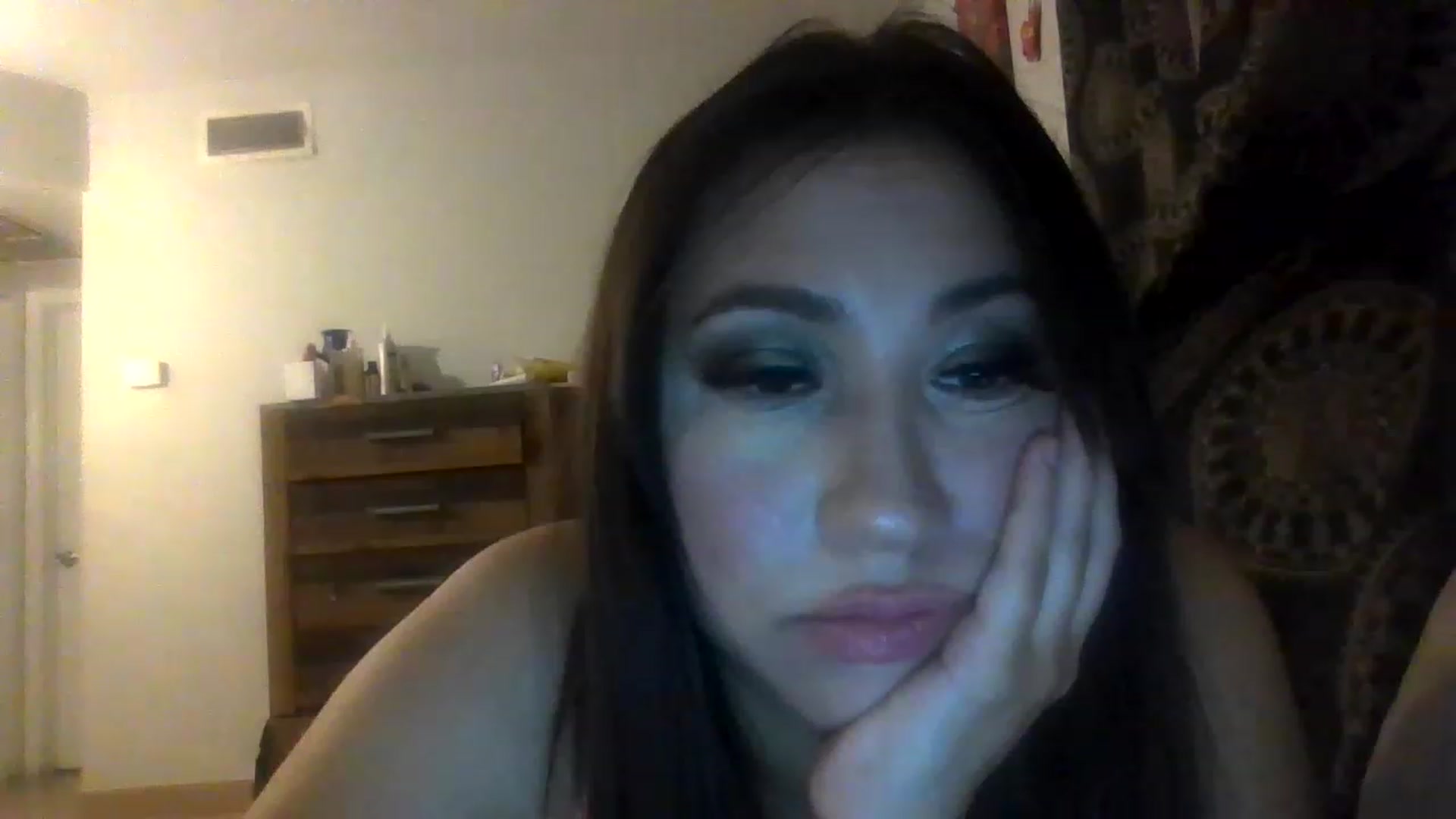 Gallery image thumbnail from Aracelyx3's myfreecams stream on, 02/05/2023, 08:02 image 14 of 20
