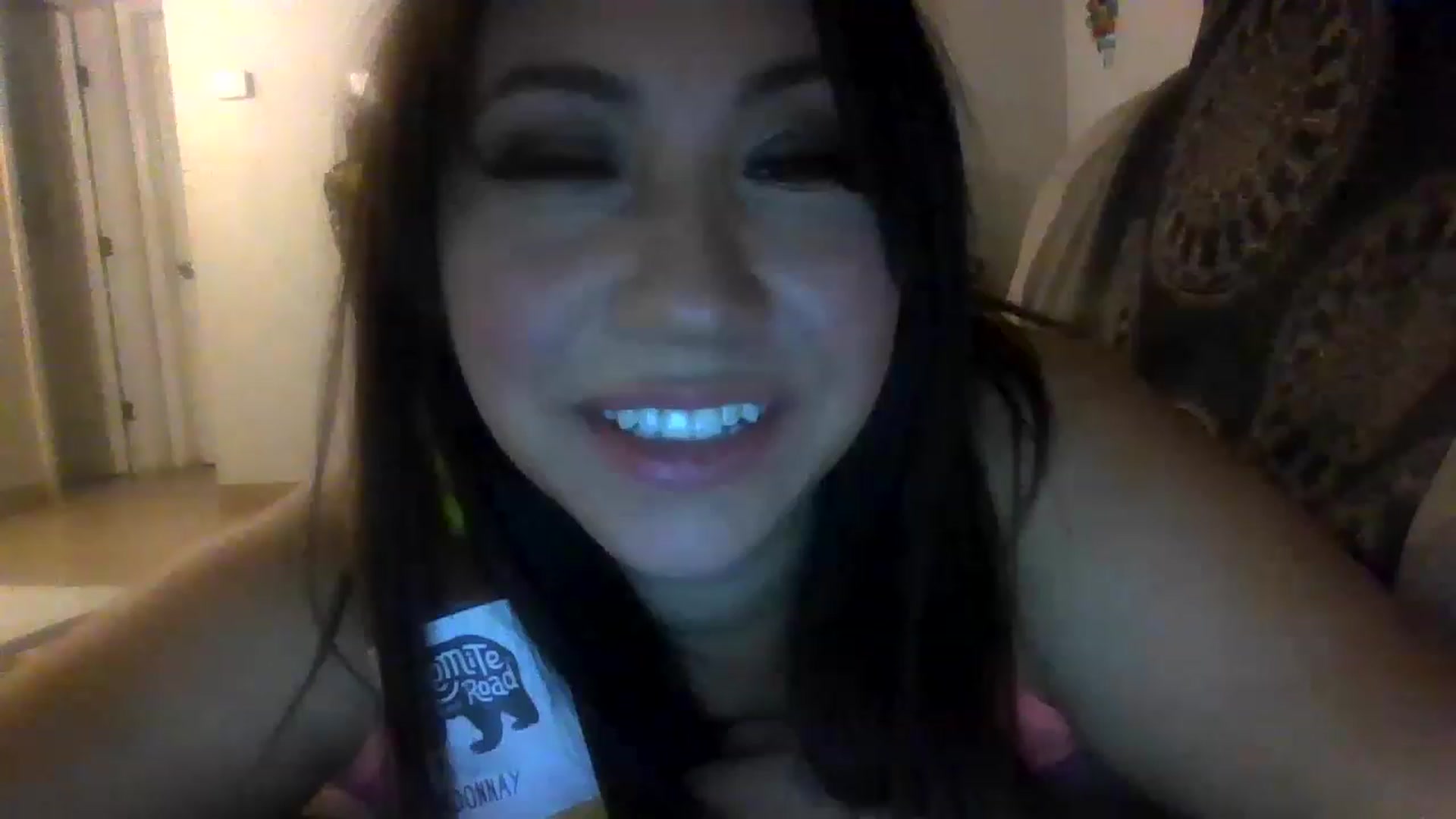 Gallery image thumbnail from Aracelyx3's myfreecams stream on, 02/05/2023, 09:55 image 2 of 20