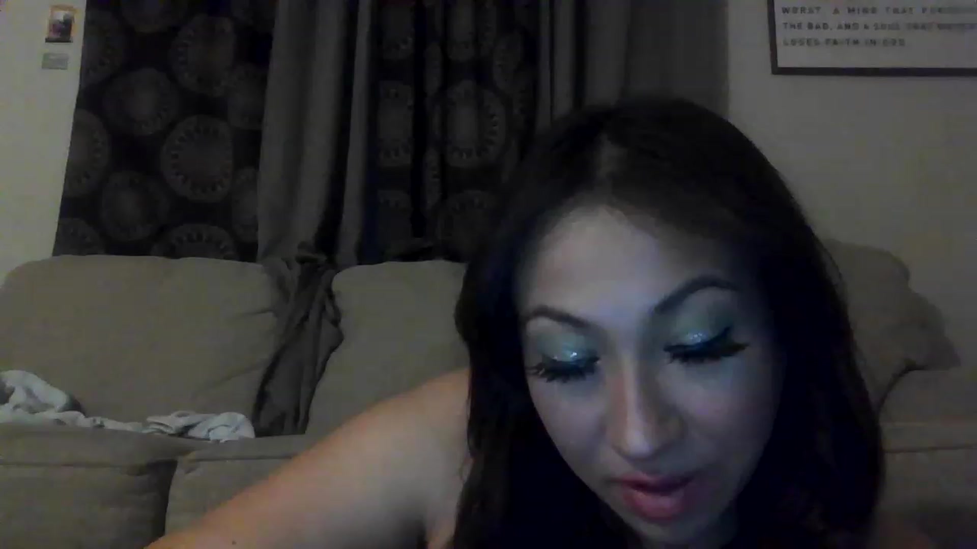 Gallery image thumbnail from Aracelyx3's myfreecams stream on, 02/07/2023, 07:43 image 16 of 20