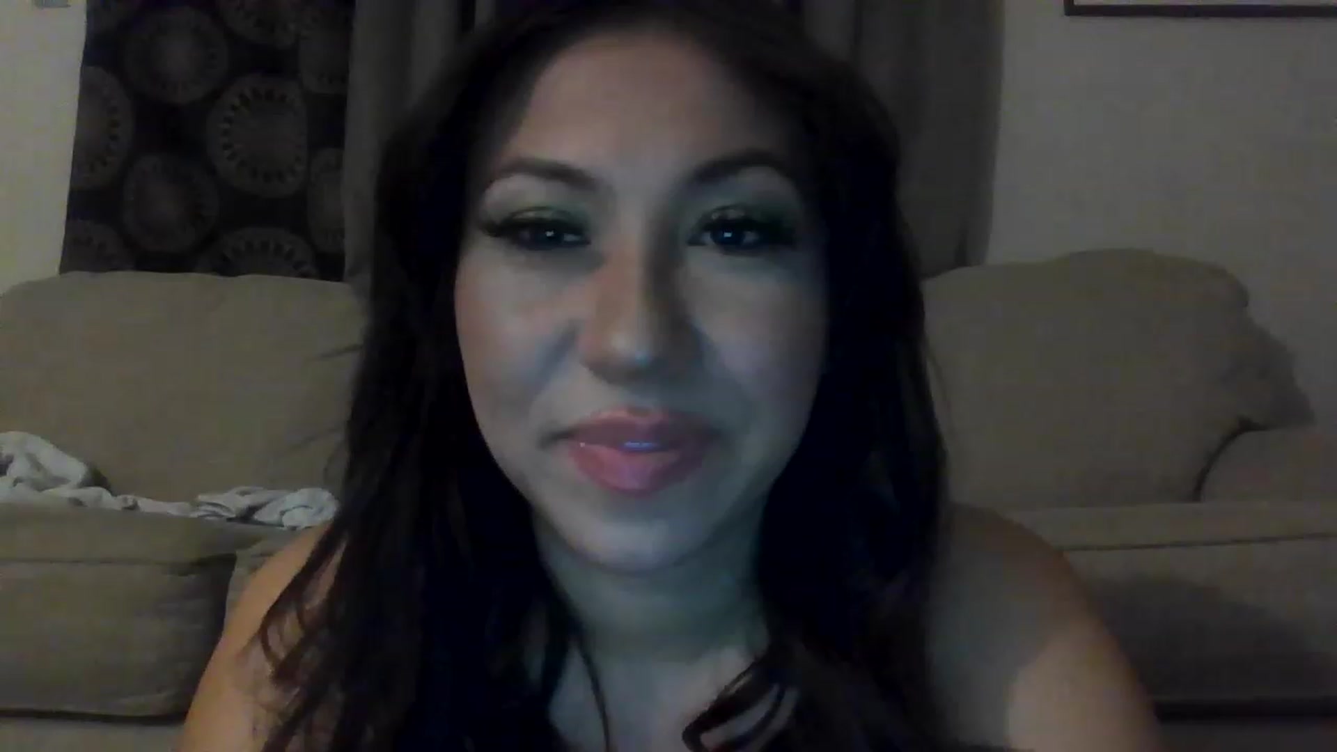 Gallery image thumbnail from Aracelyx3's myfreecams stream on, 02/07/2023, 07:43 image 8 of 20
