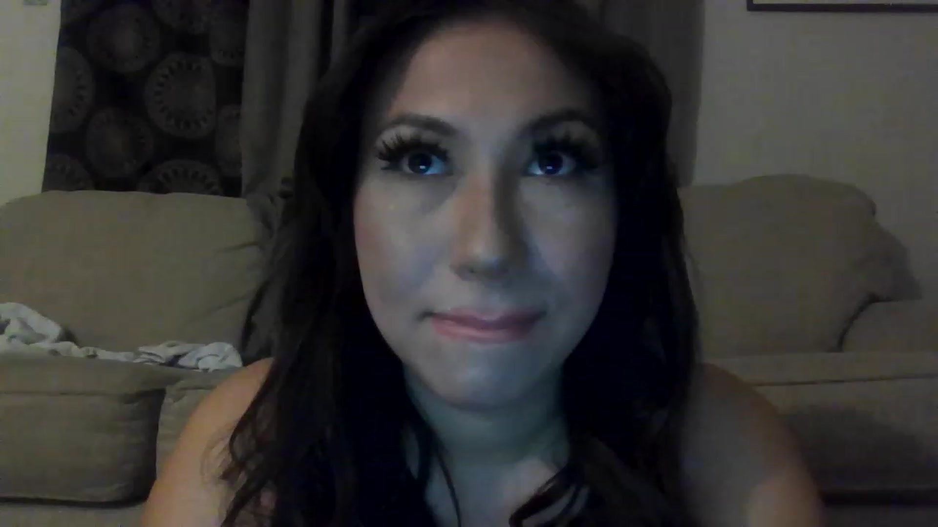 Gallery image thumbnail from Aracelyx3's myfreecams stream on, 02/07/2023, 07:43 image 9 of 20