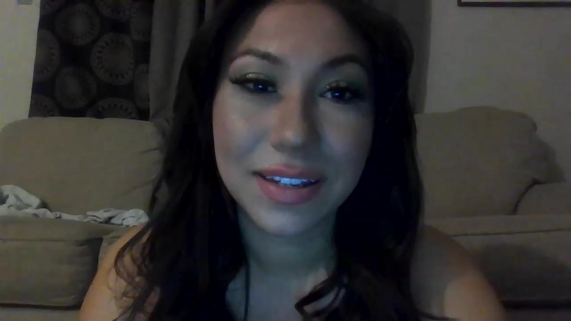 Gallery image thumbnail from Aracelyx3's myfreecams stream on, 02/07/2023, 07:43 image 5 of 20
