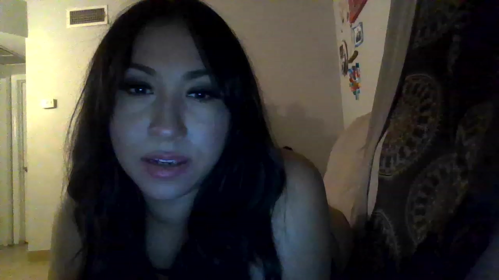 Gallery image thumbnail from Aracelyx3's myfreecams stream on, 02/13/2023, 08:03 image 14 of 20