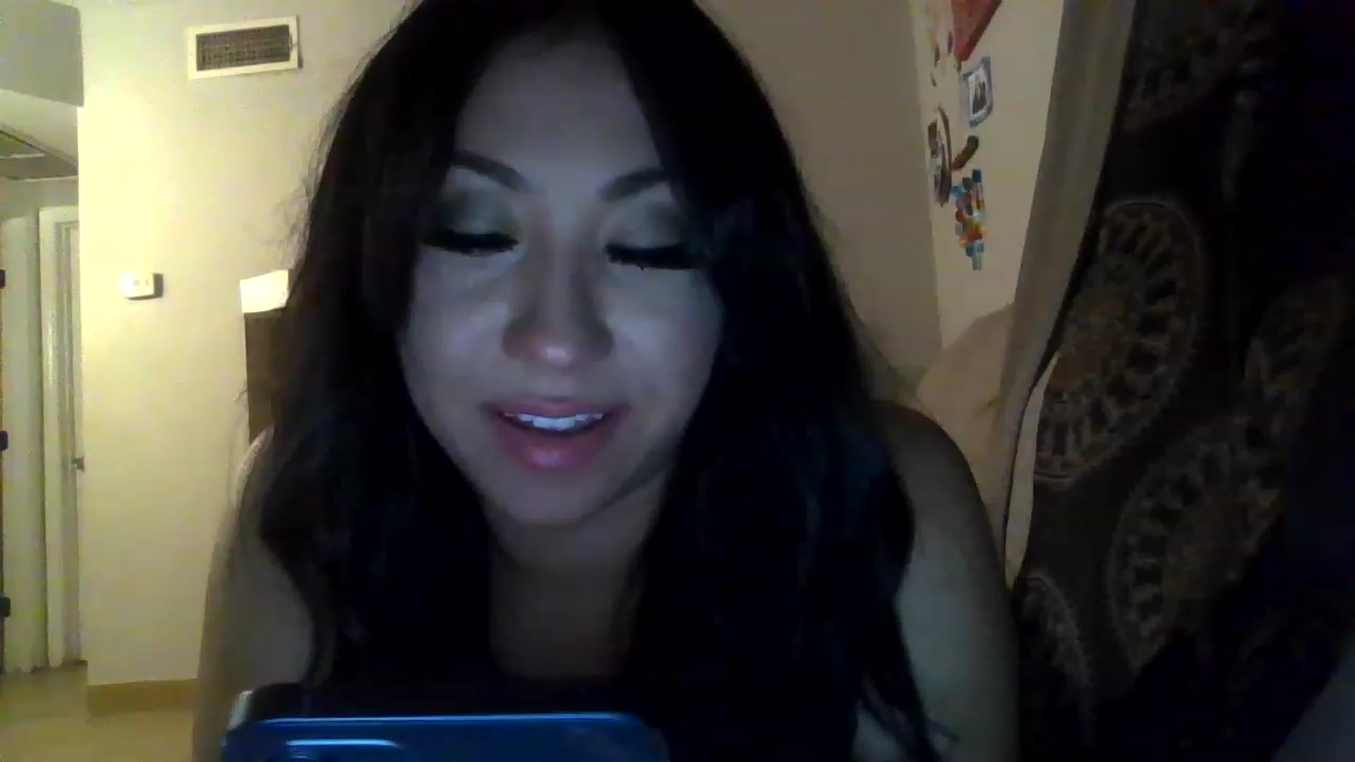 Gallery image thumbnail from Aracelyx3's myfreecams stream on, 02/13/2023, 08:03 image 15 of 20
