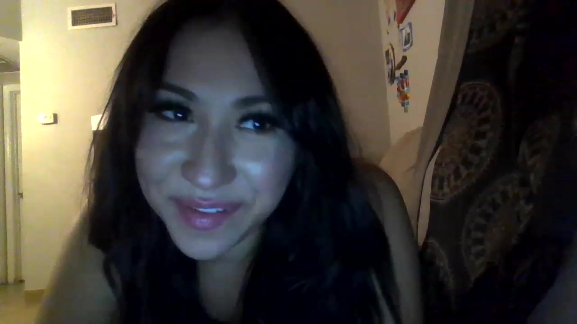Gallery image thumbnail from Aracelyx3's myfreecams stream on, 02/13/2023, 08:03 image 13 of 20