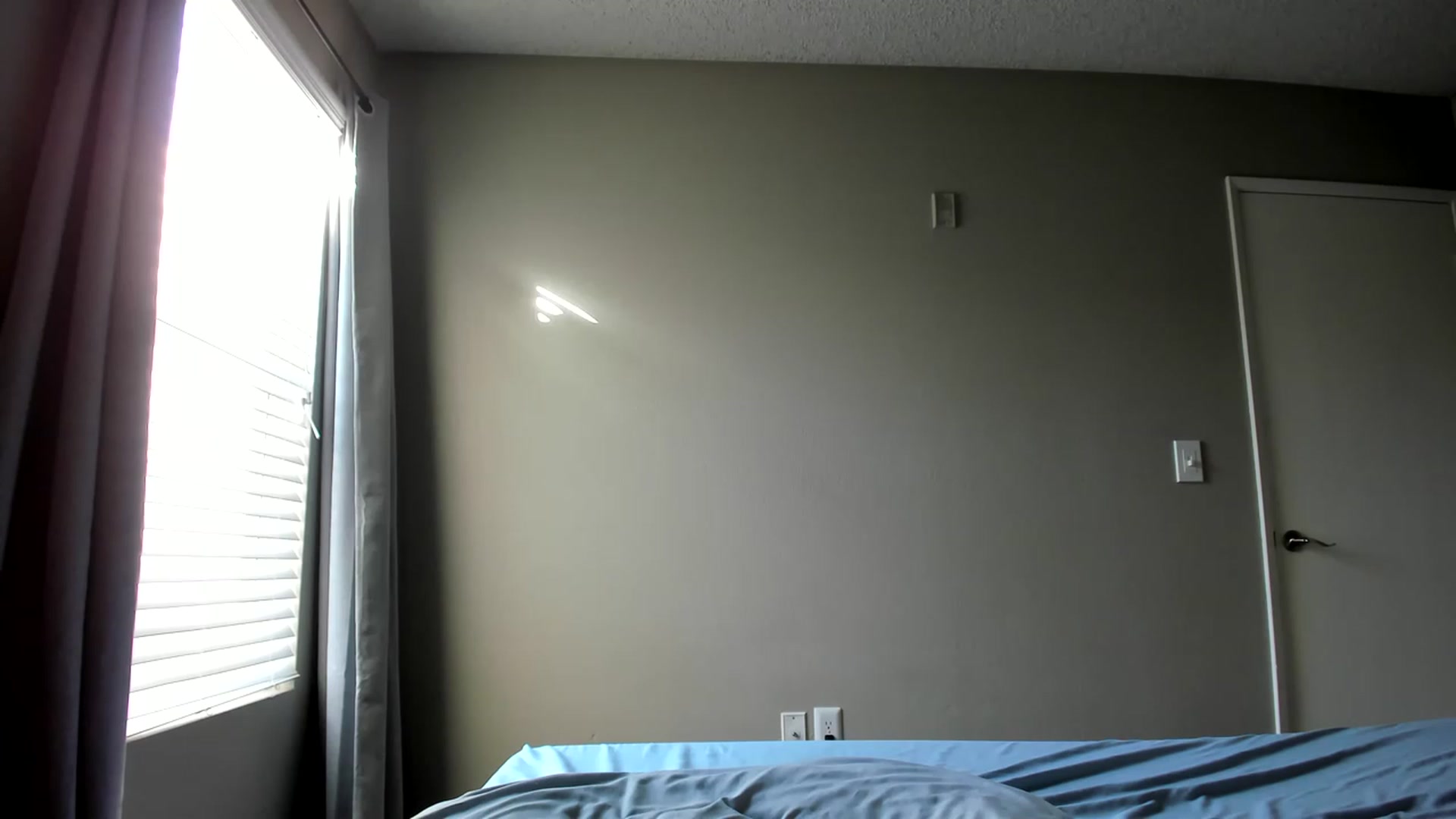 Gallery image thumbnail from Araisyours's myfreecams stream on, 11/17/2022, 17:25 image 17 of 20