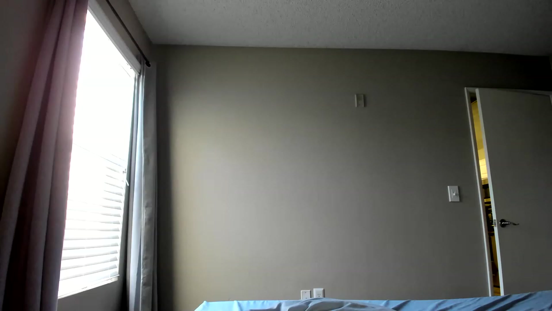 Gallery image thumbnail from Araisyours's myfreecams stream on, 11/17/2022, 17:25 image 8 of 20