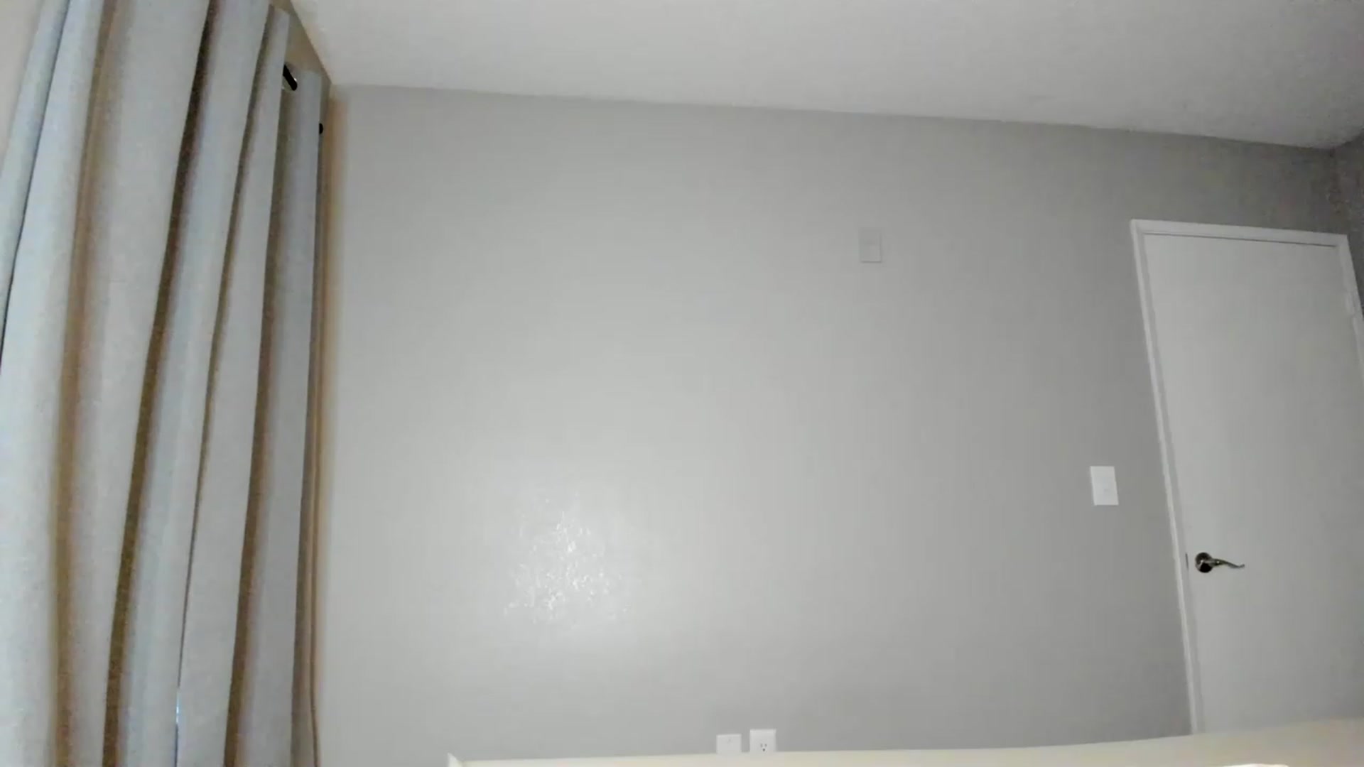 Gallery image thumbnail from Araisyours's myfreecams stream on, 12/18/2022, 14:55 image 19 of 20
