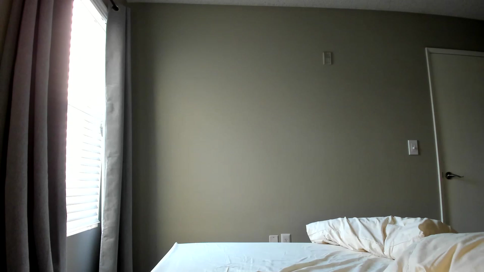 Gallery image thumbnail from Araisyours's myfreecams stream on, 12/19/2022, 16:29 image 18 of 20