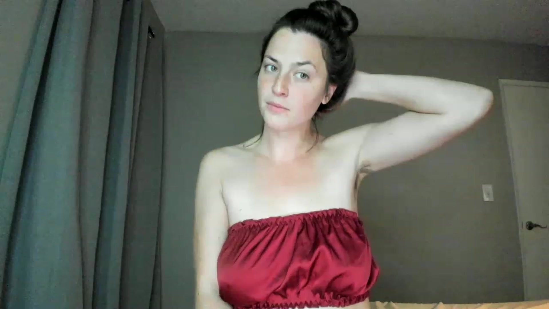 Gallery image thumbnail from Araisyours's myfreecams stream on, 01/01/2023, 14:55 image 7 of 20
