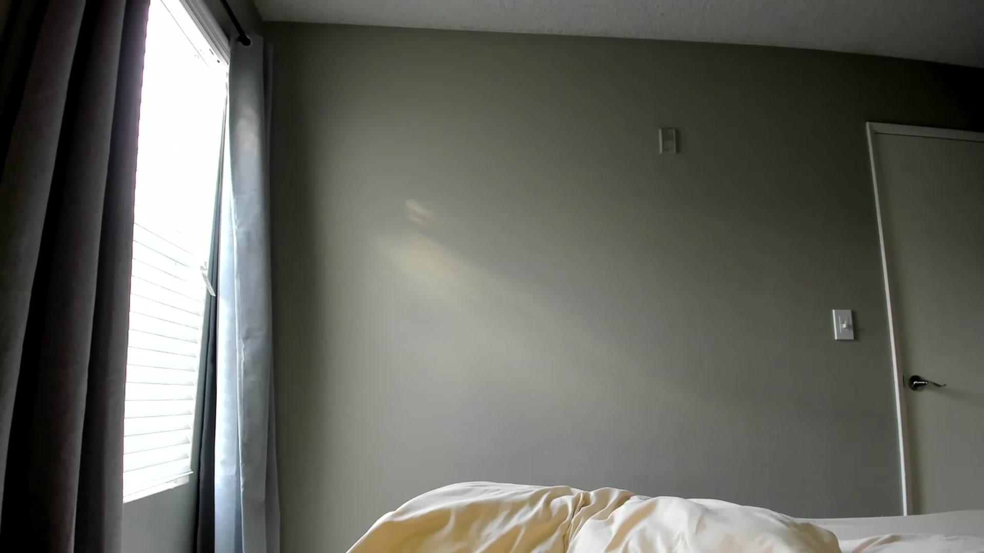 Gallery image thumbnail from Araisyours's myfreecams stream on, 01/08/2023, 17:21 image 14 of 20