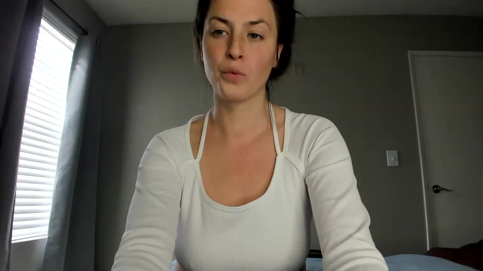 Gallery image thumbnail from Araisyours's myfreecams stream on, 03/09/2023, 17:08 image 20 of 20