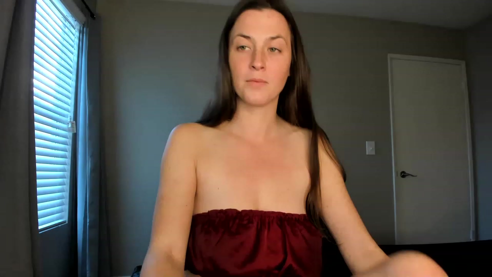 Gallery image thumbnail from Araisyours's myfreecams stream on, 04/15/2023, 14:37 image 12 of 20