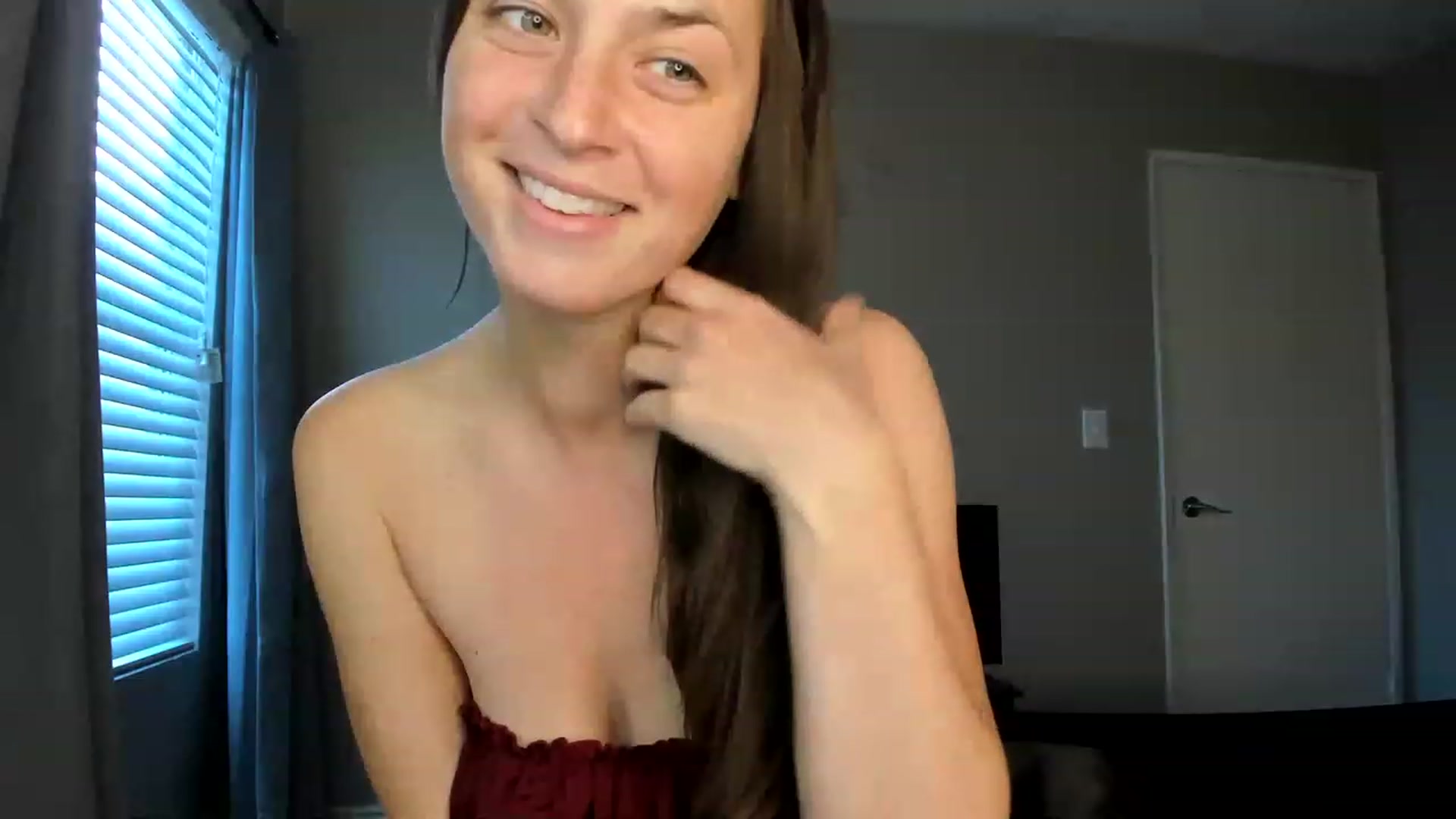 Gallery image thumbnail from Araisyours's myfreecams stream on, 04/15/2023, 14:37 image 5 of 20