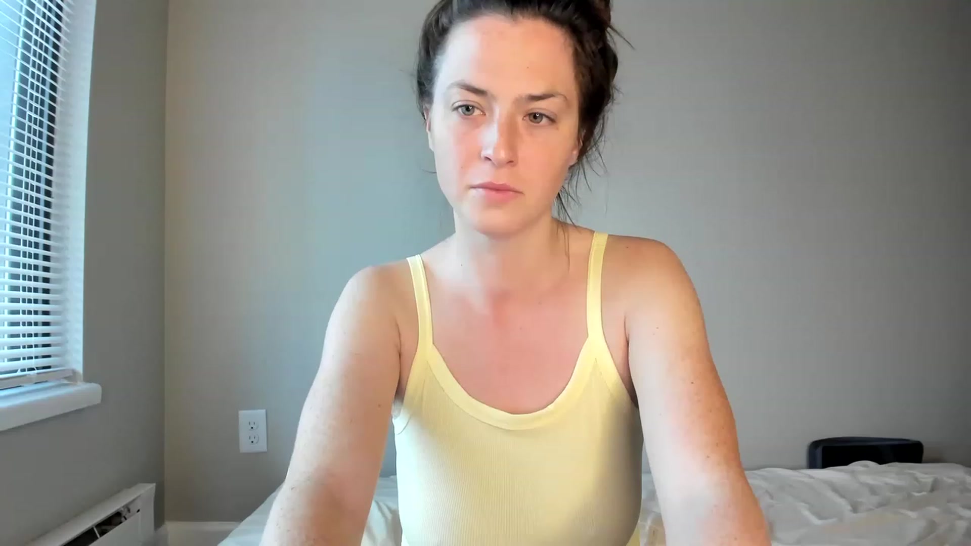 Gallery image thumbnail from Araisyours's myfreecams stream on, 05/19/2023, 13:32 image 19 of 20
