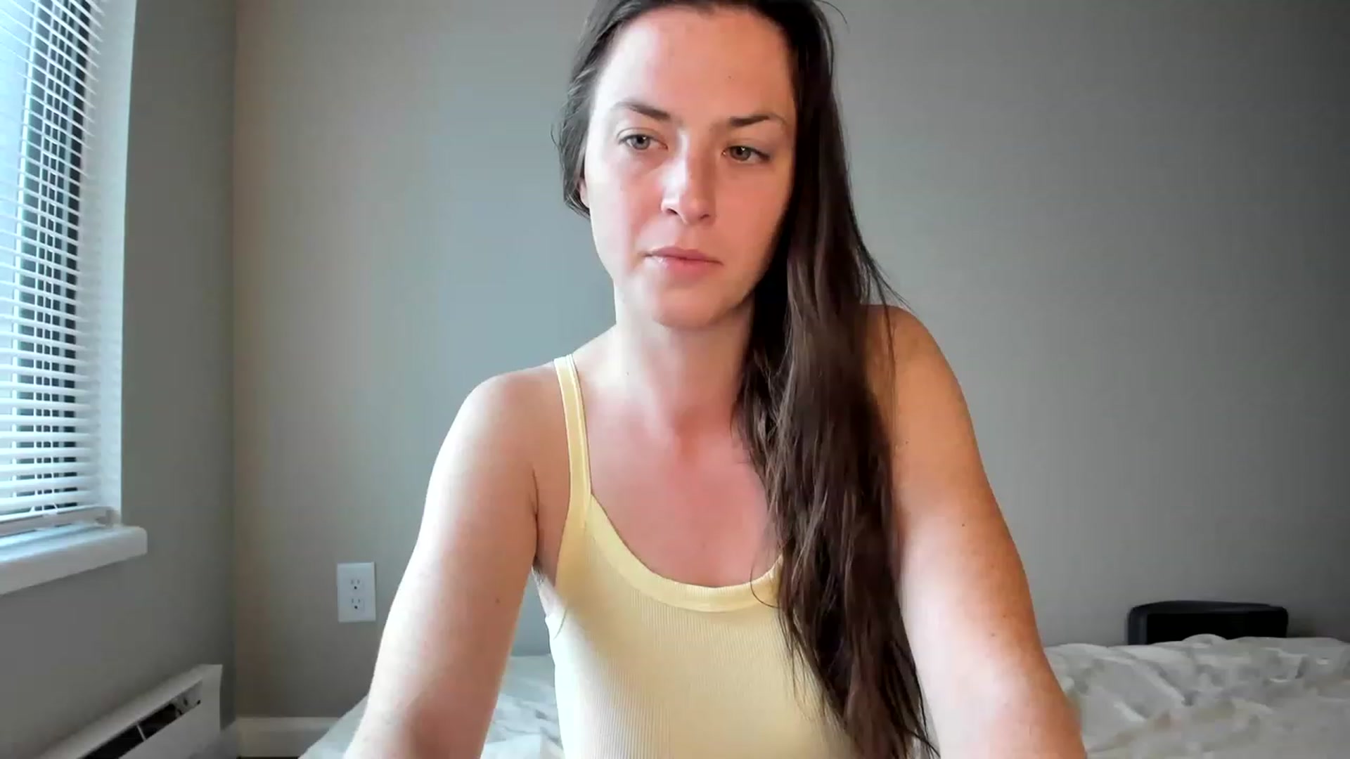 Gallery image thumbnail from Araisyours's myfreecams stream on, 05/19/2023, 14:38 image 2 of 20