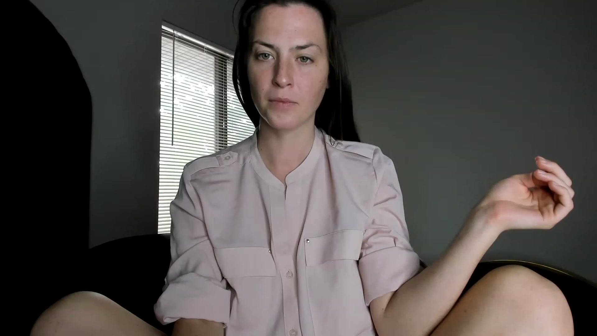 Gallery image thumbnail from Araisyours's myfreecams stream on, 06/06/2023, 14:10 image 16 of 20