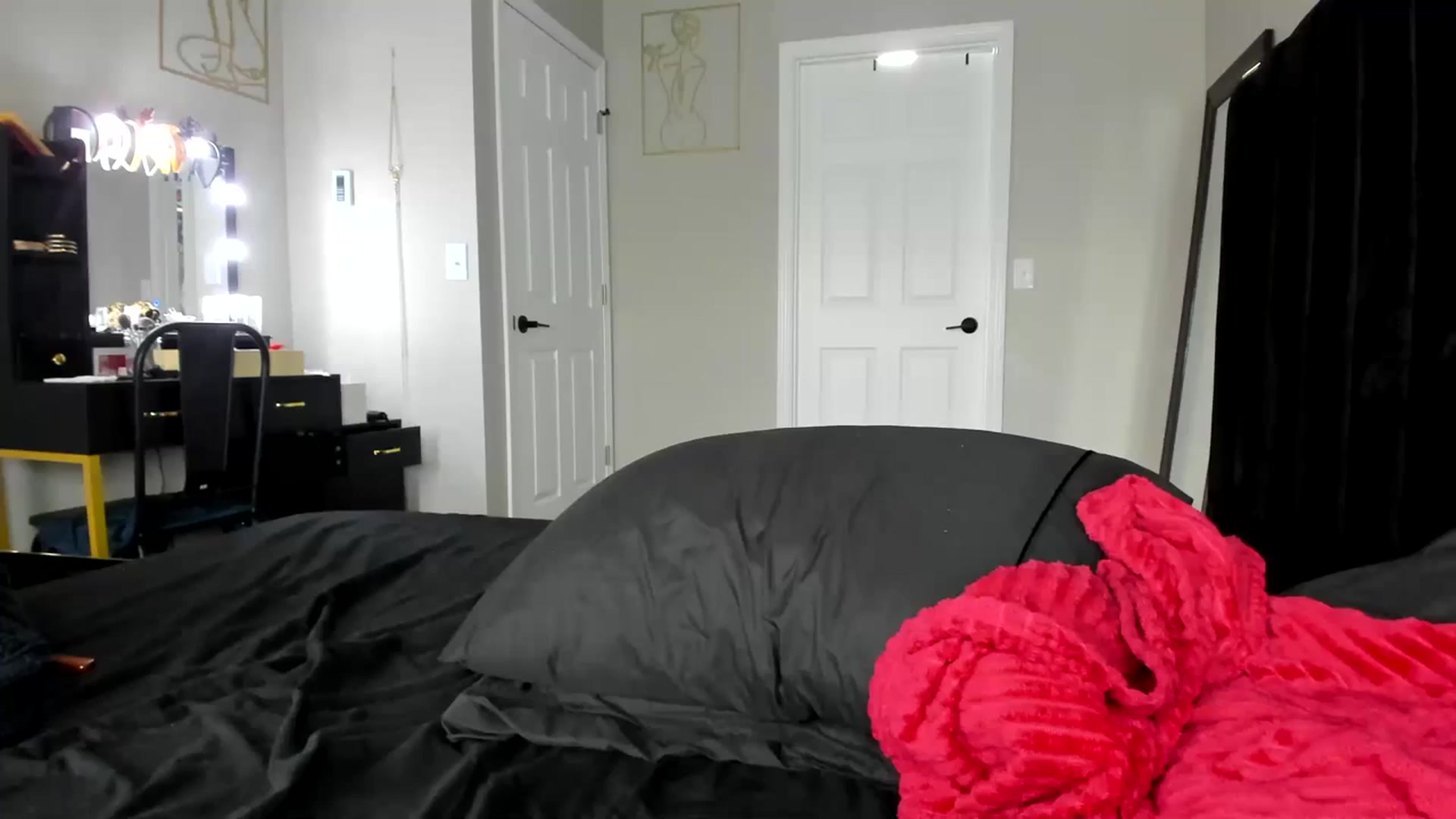 Gallery image thumbnail from Araisyours's myfreecams stream on, 04/08/2024, 14:01 image 3 of 20
