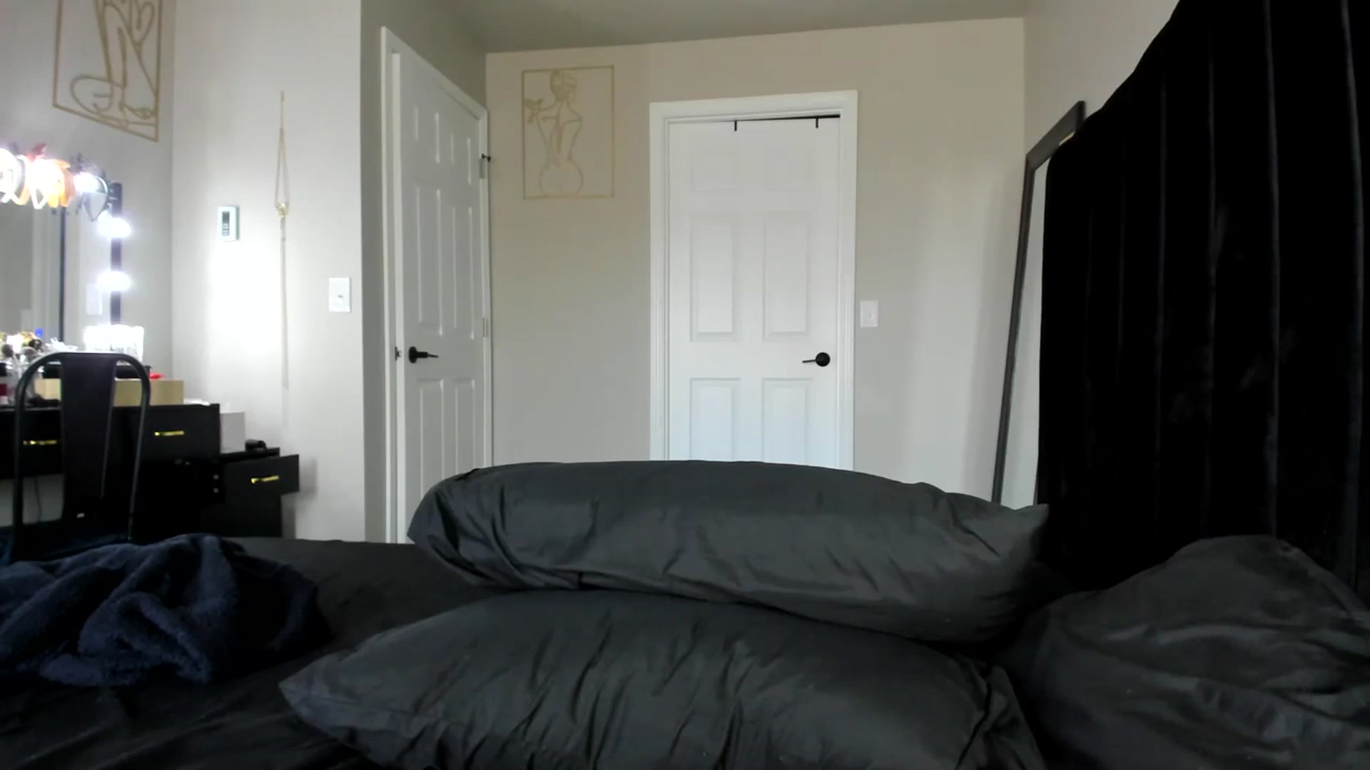 Gallery image thumbnail from Araisyours's myfreecams stream on, 04/08/2024, 14:52 image 17 of 20
